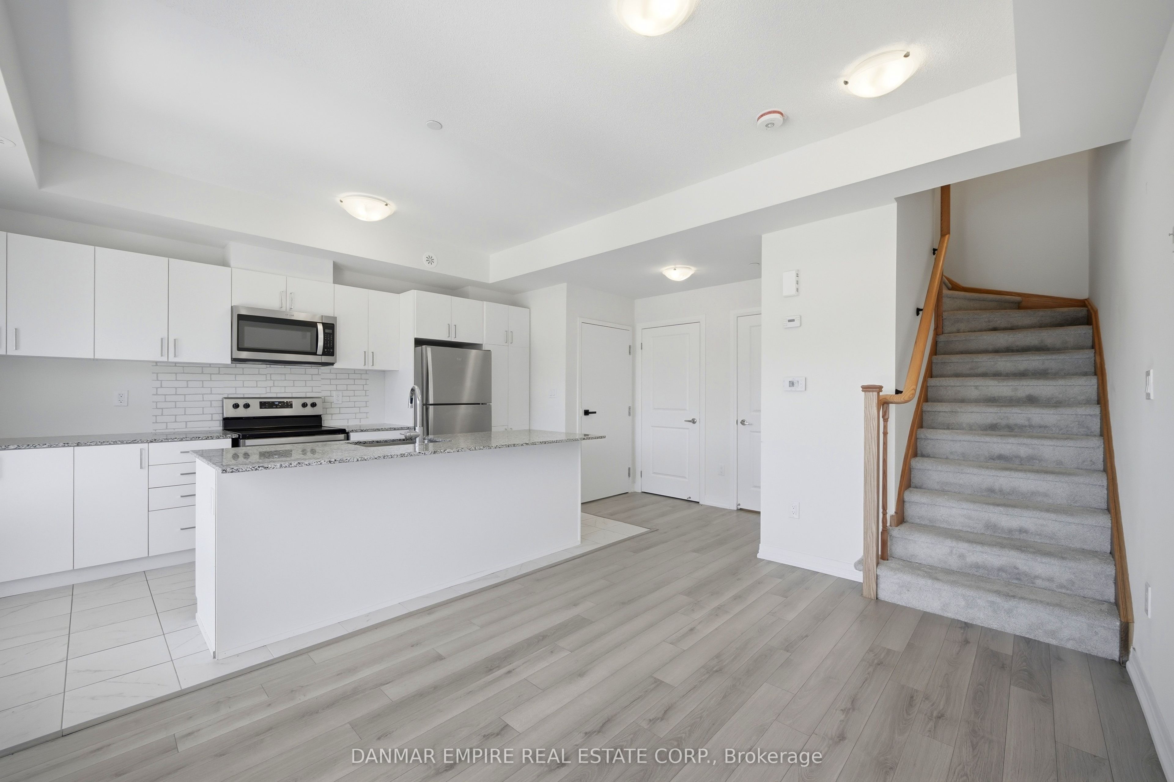 10 Liben Way 4 Property Photo 13