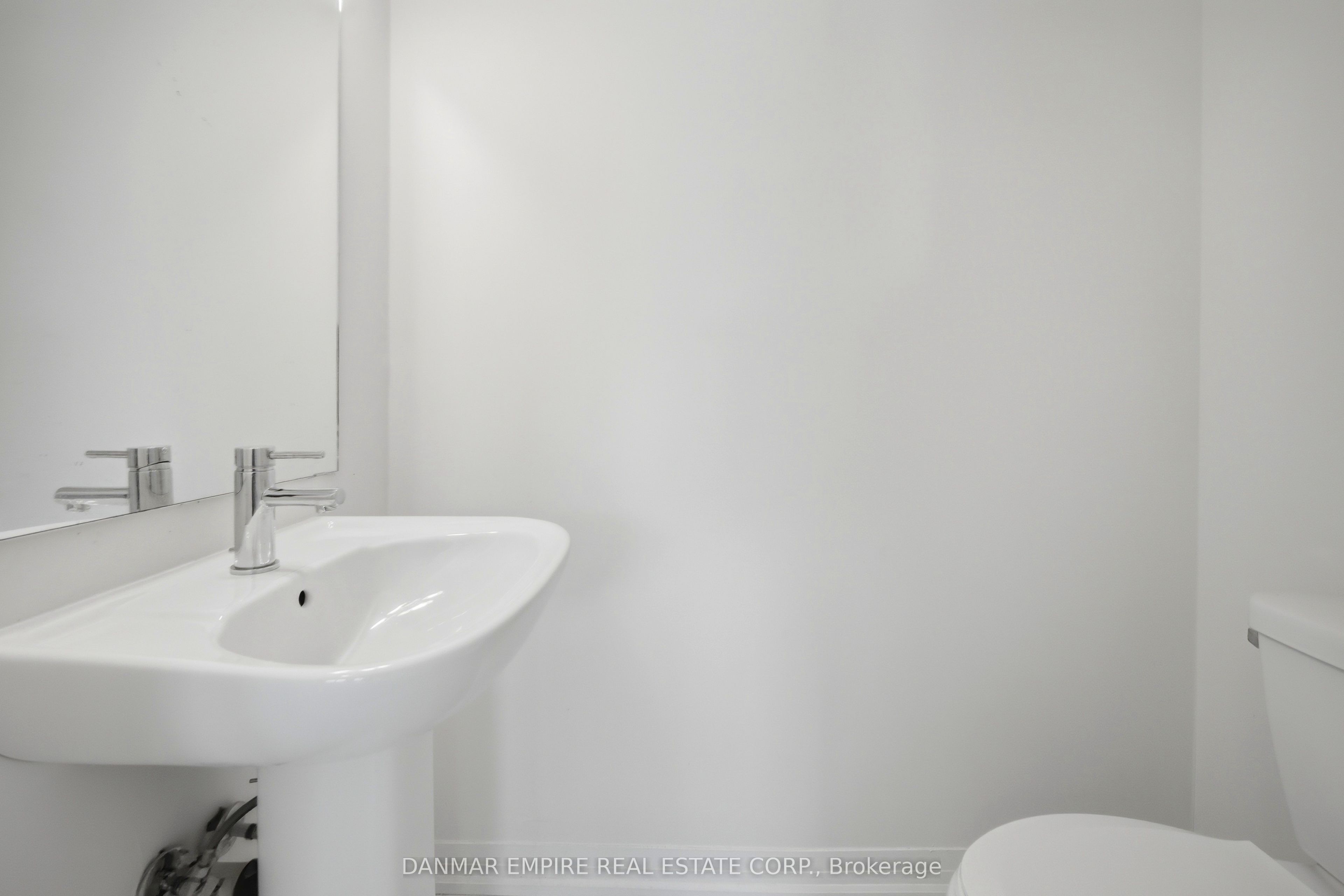 10 Liben Way 4 Property Photo 15