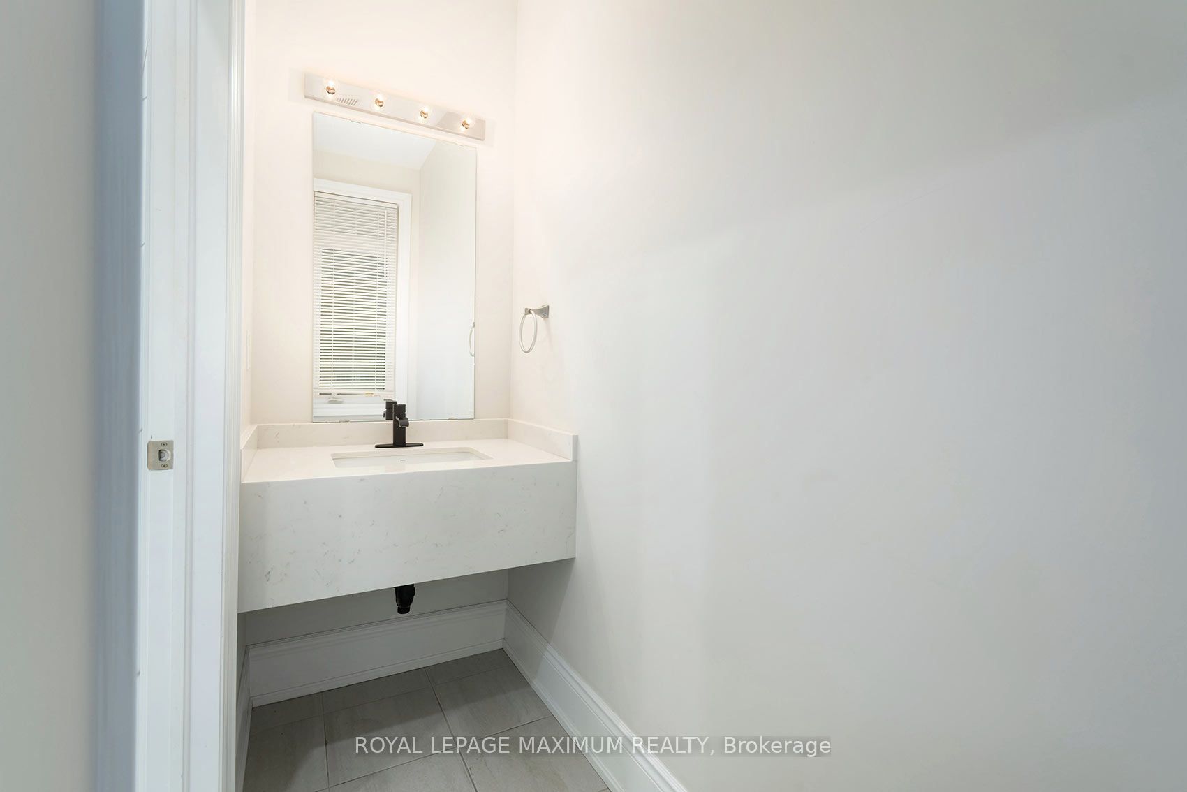 17 Brent Crescent Property Photo 11