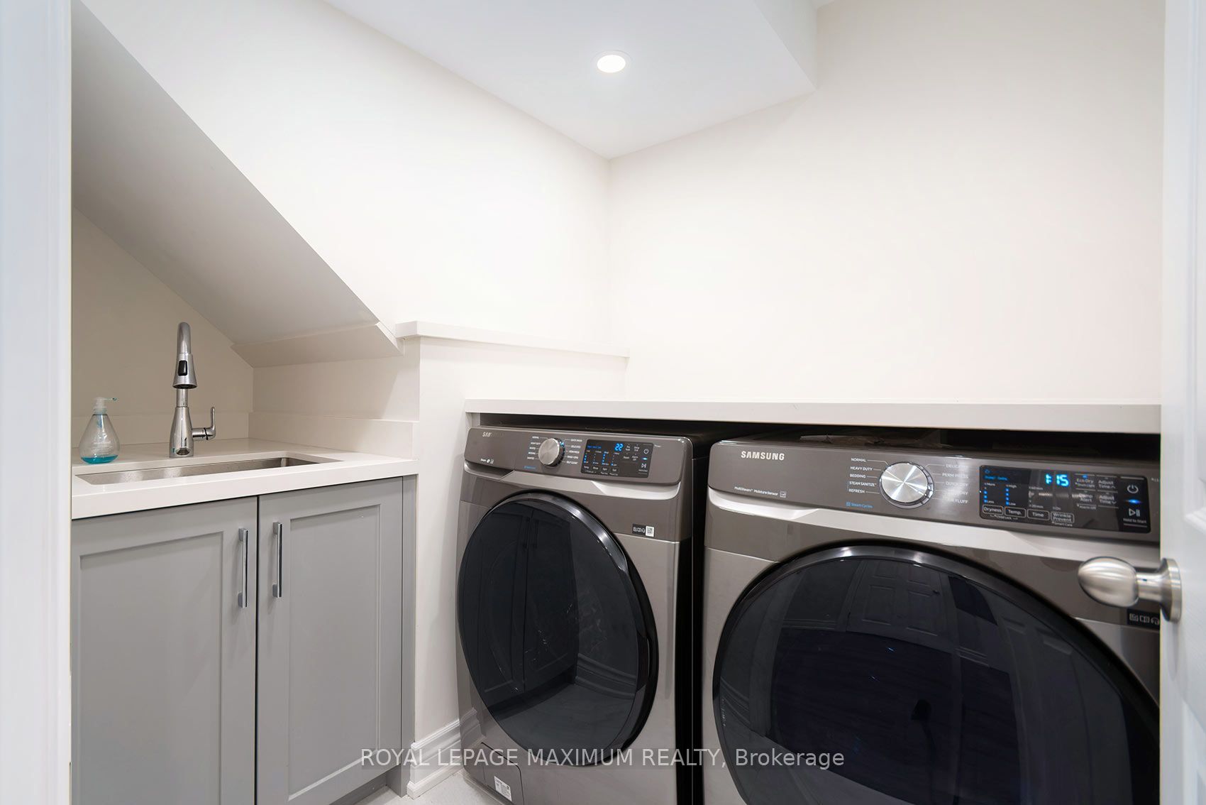 17 Brent Crescent Property Photo 28