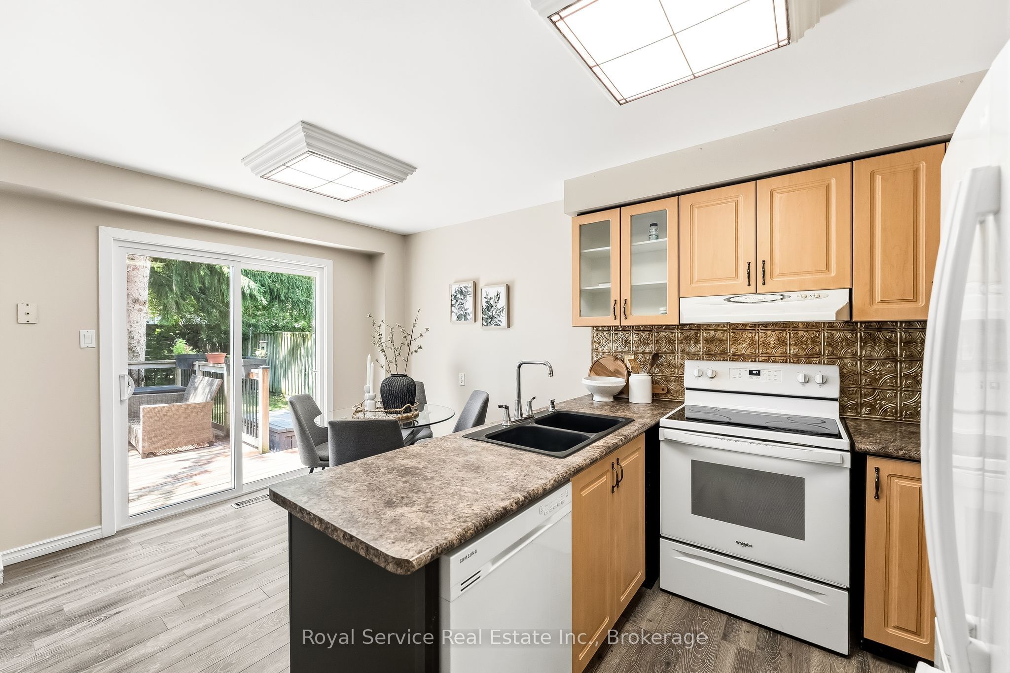 6 Gilmour Drive Property Photo 13