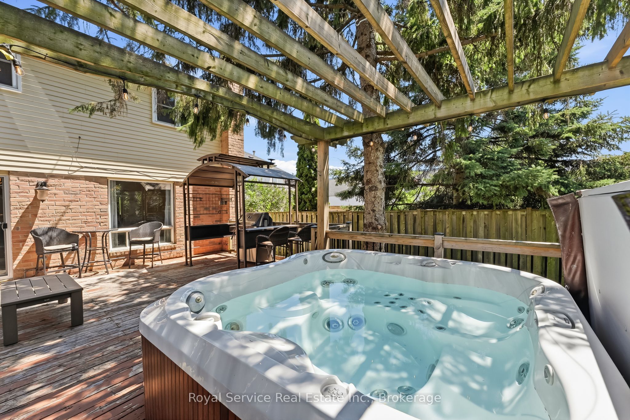 6 Gilmour Drive Property Photo 38