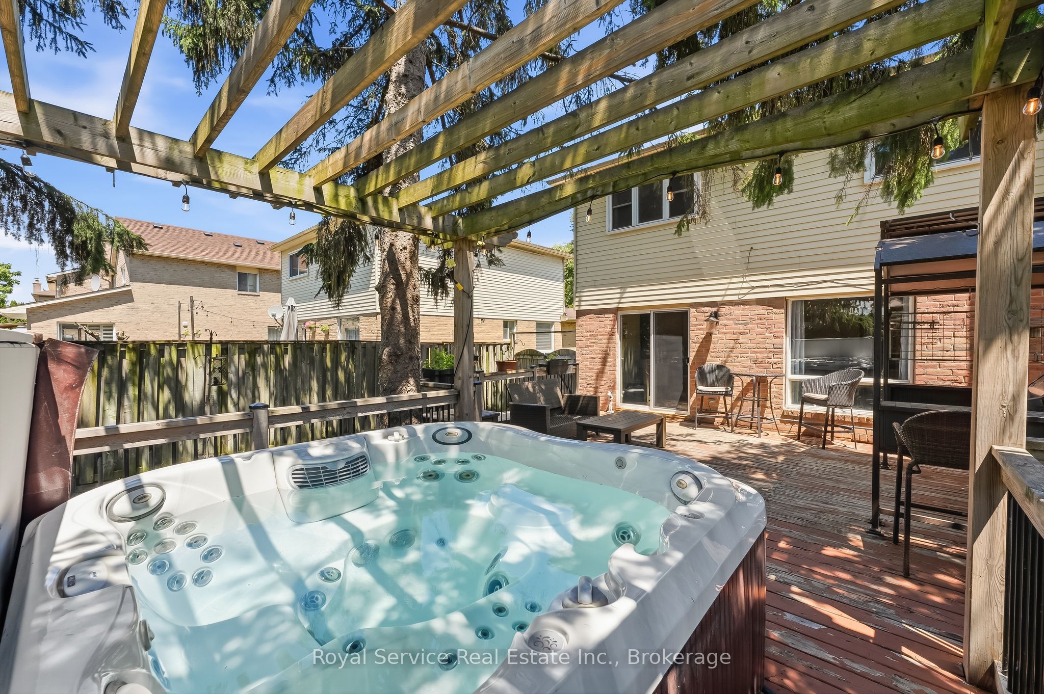 6 Gilmour Drive Property Photo 41