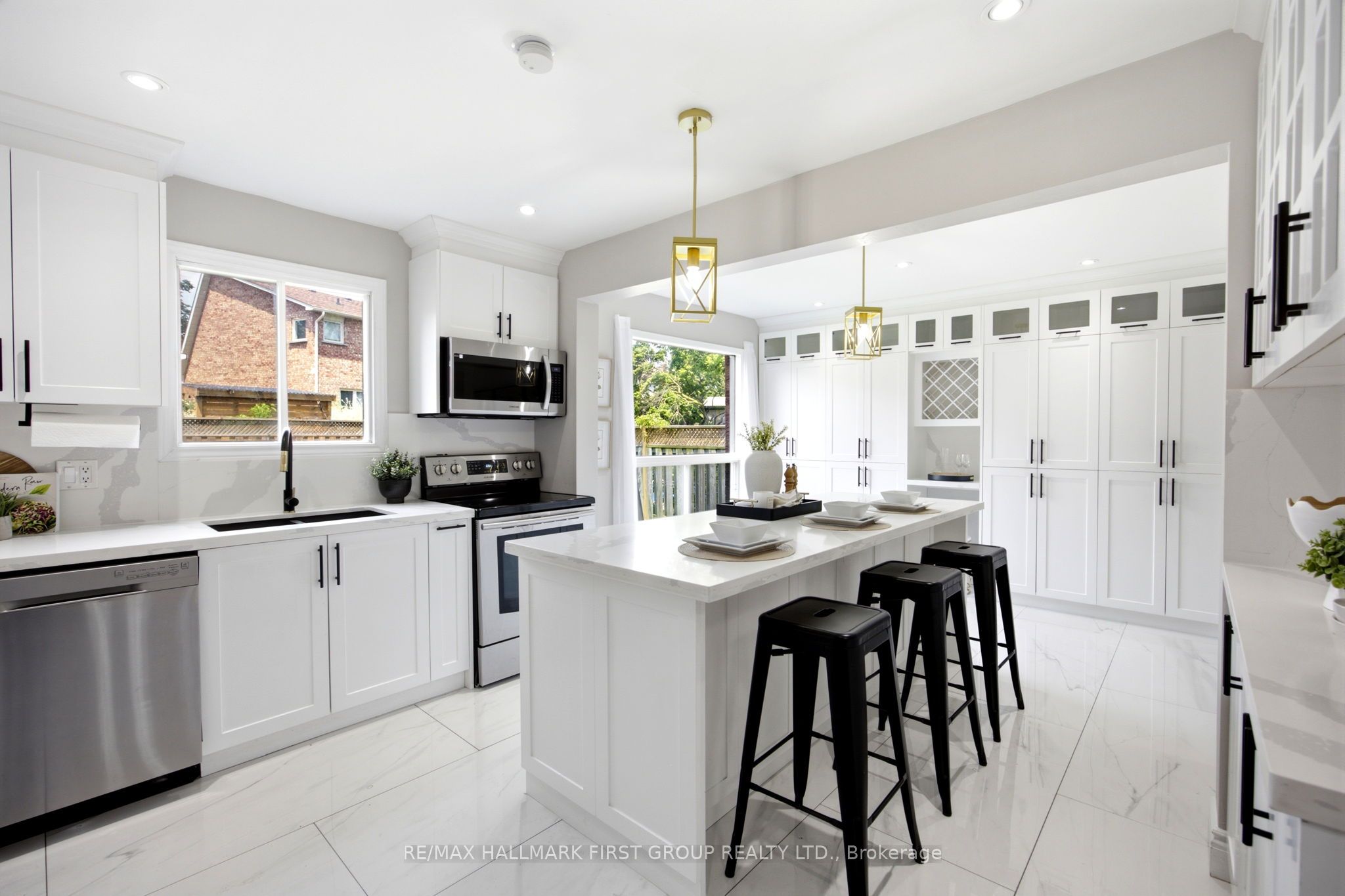 15 Sallis Drive Property Photo 11