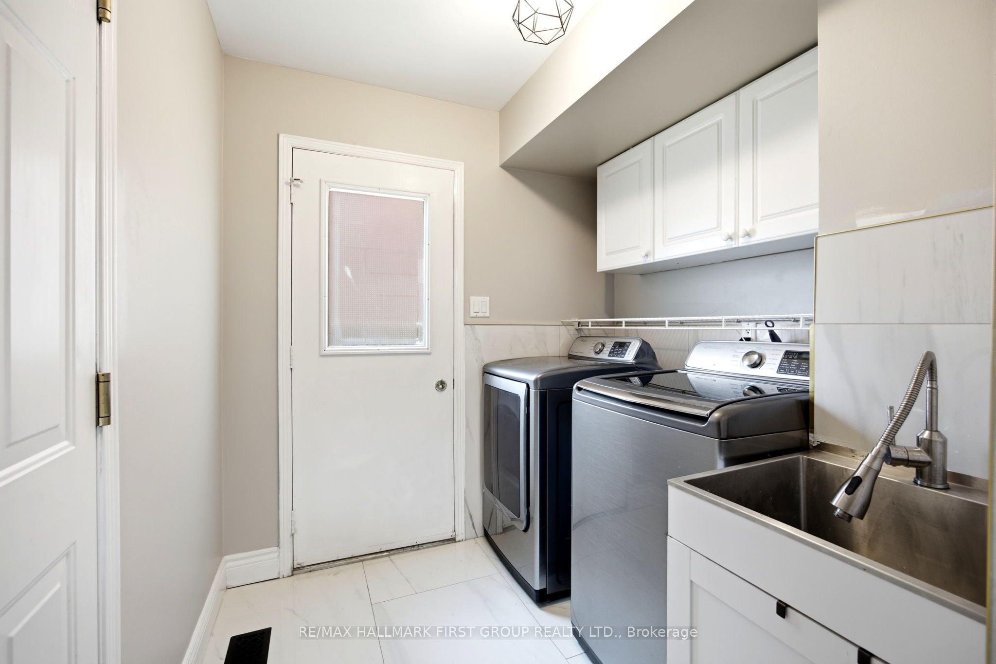 15 Sallis Drive Property Photo 23