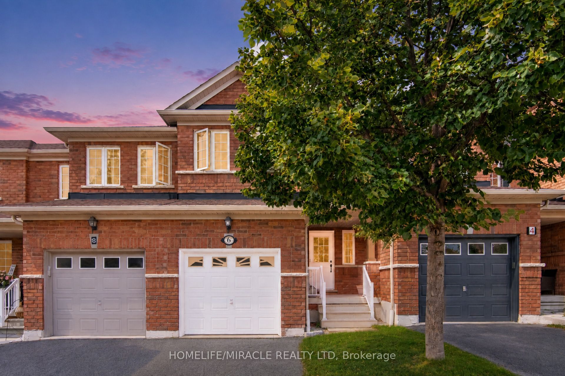 6 Barkdale Way Property Photo 1