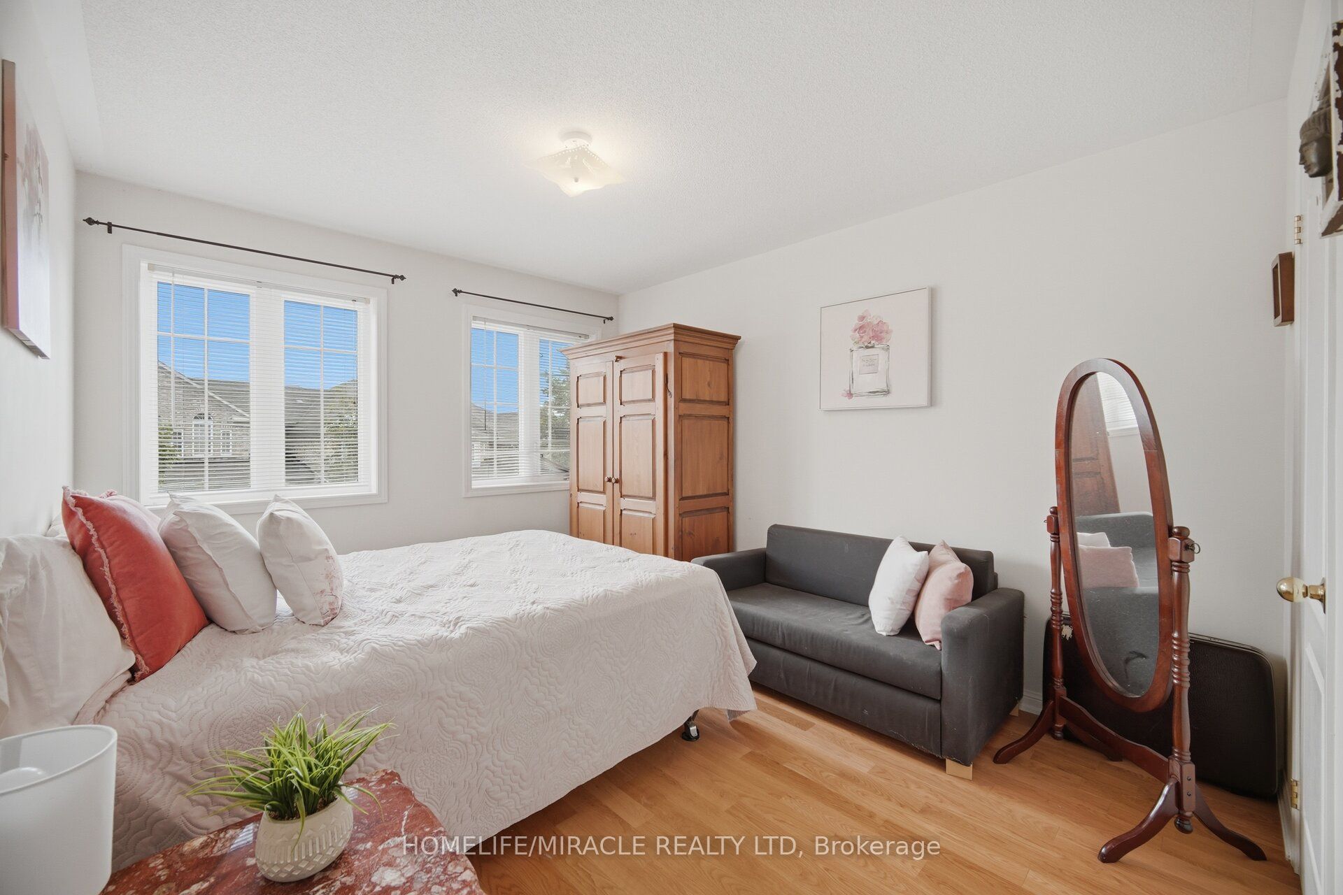 6 Barkdale Way Property Photo 18