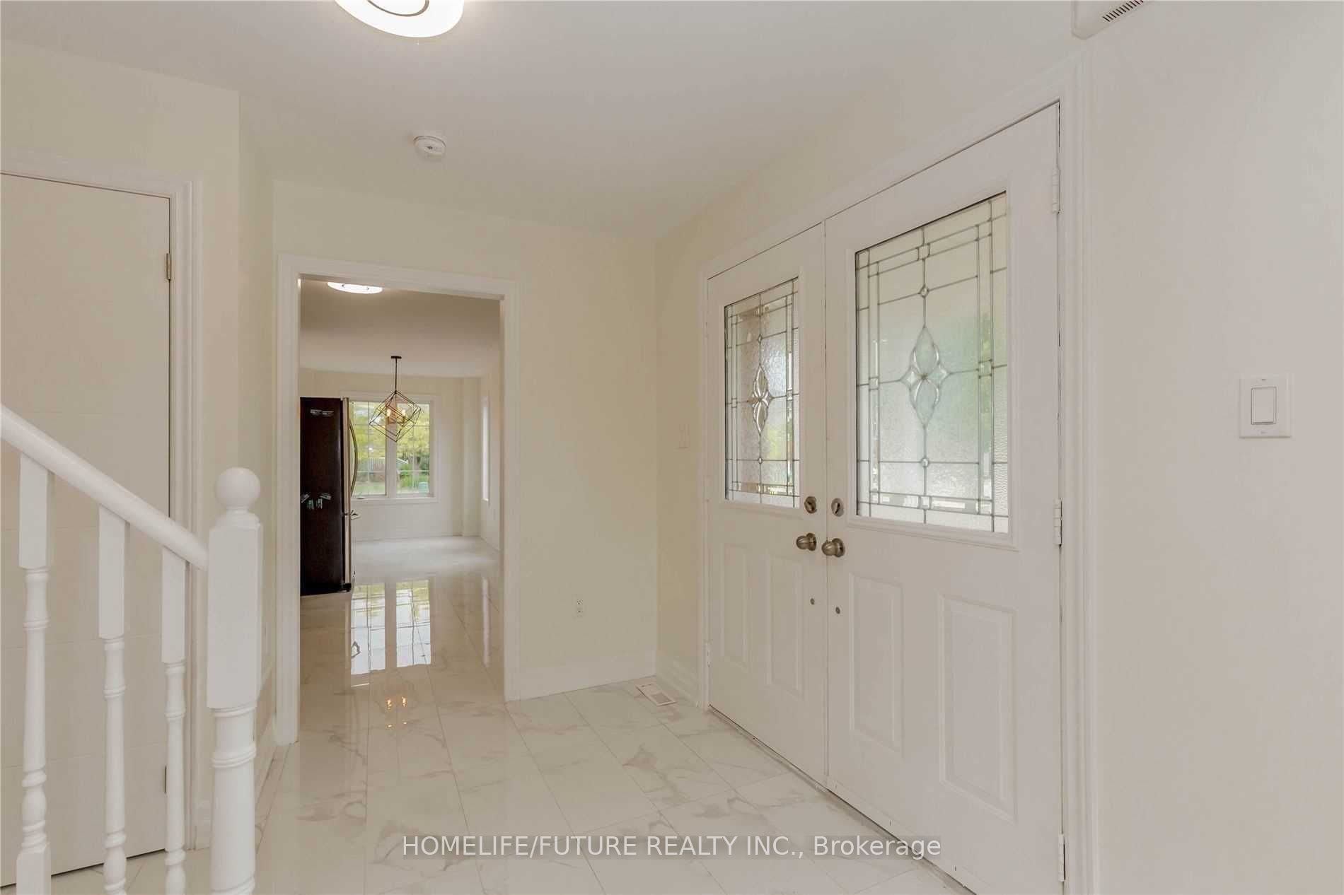 1 Catkins Crescent Property Photo 5