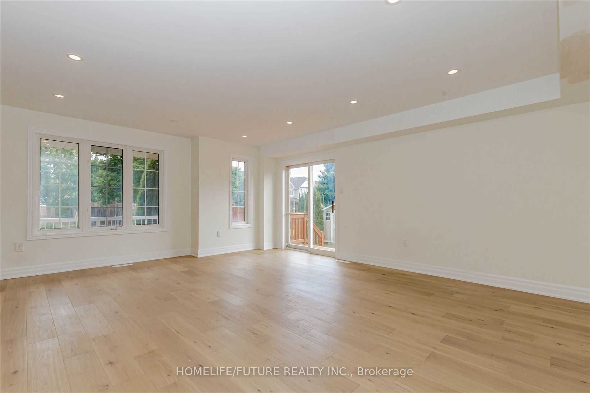 1 Catkins Crescent Property Photo 6