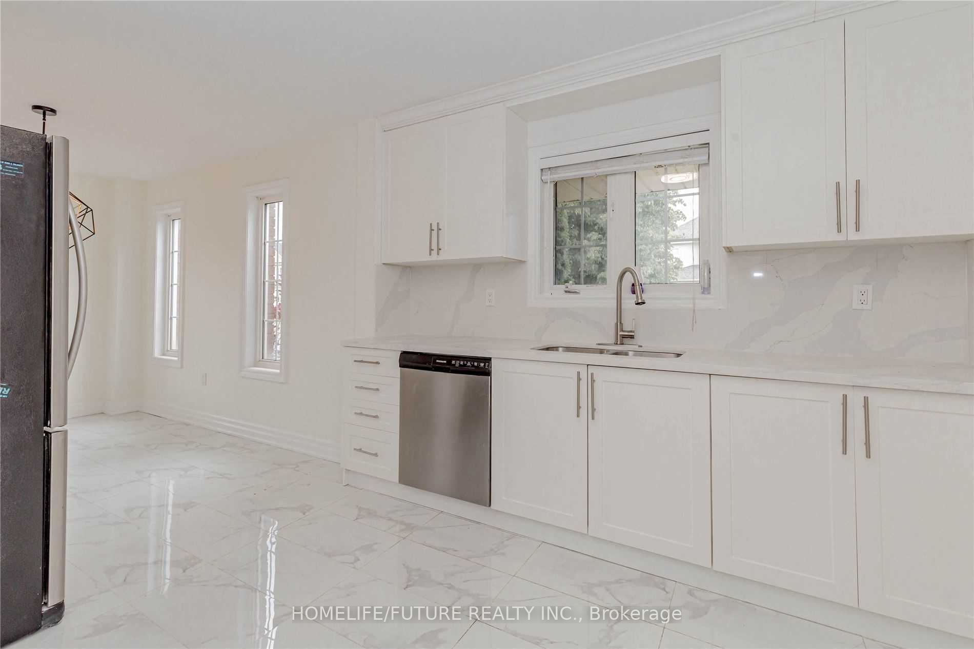1 Catkins Crescent Property Photo 9