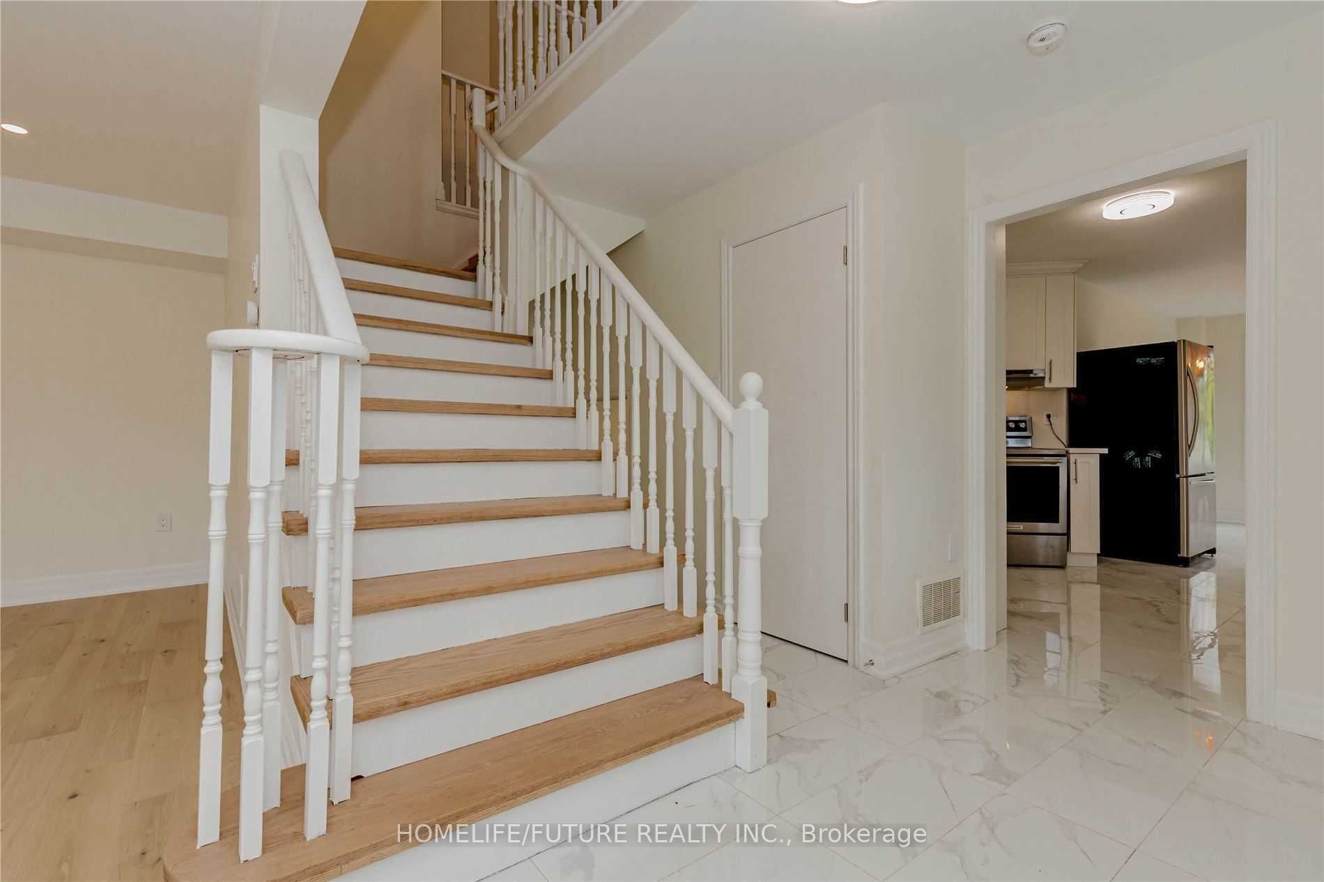 1 Catkins Crescent Property Photo 14