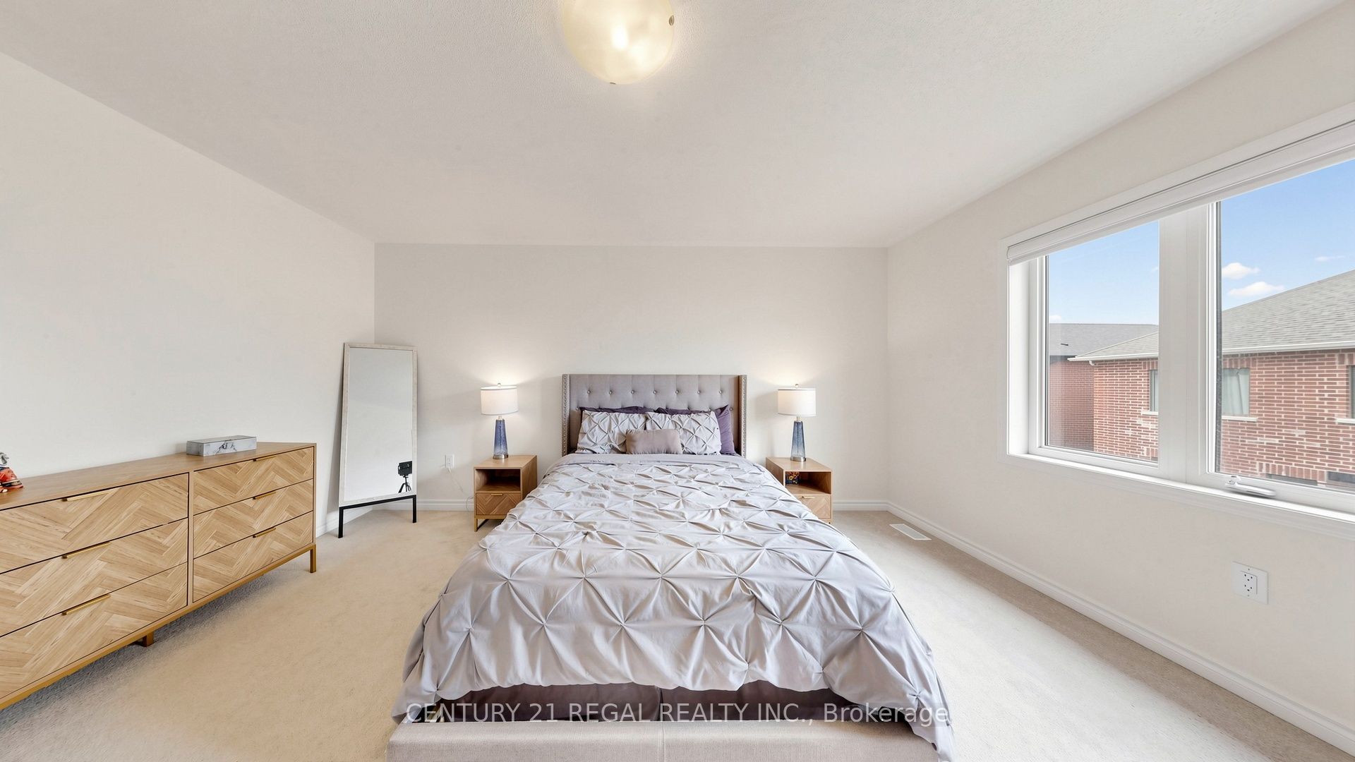 1403 Longspur Trail Property Photo 20