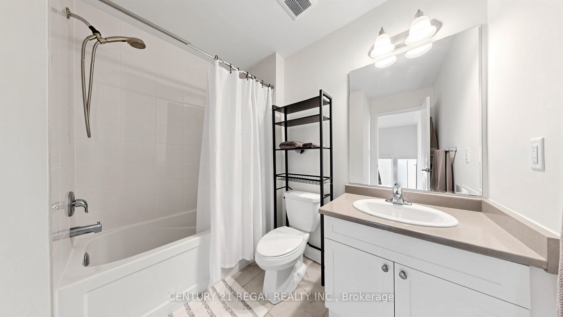 1403 Longspur Trail Property Photo 26