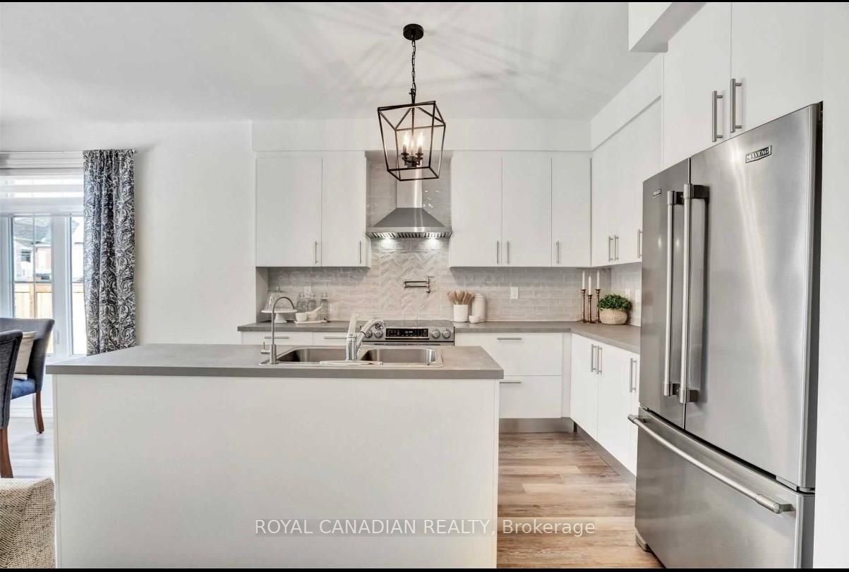 64 Lyle Drive Property Photo 6