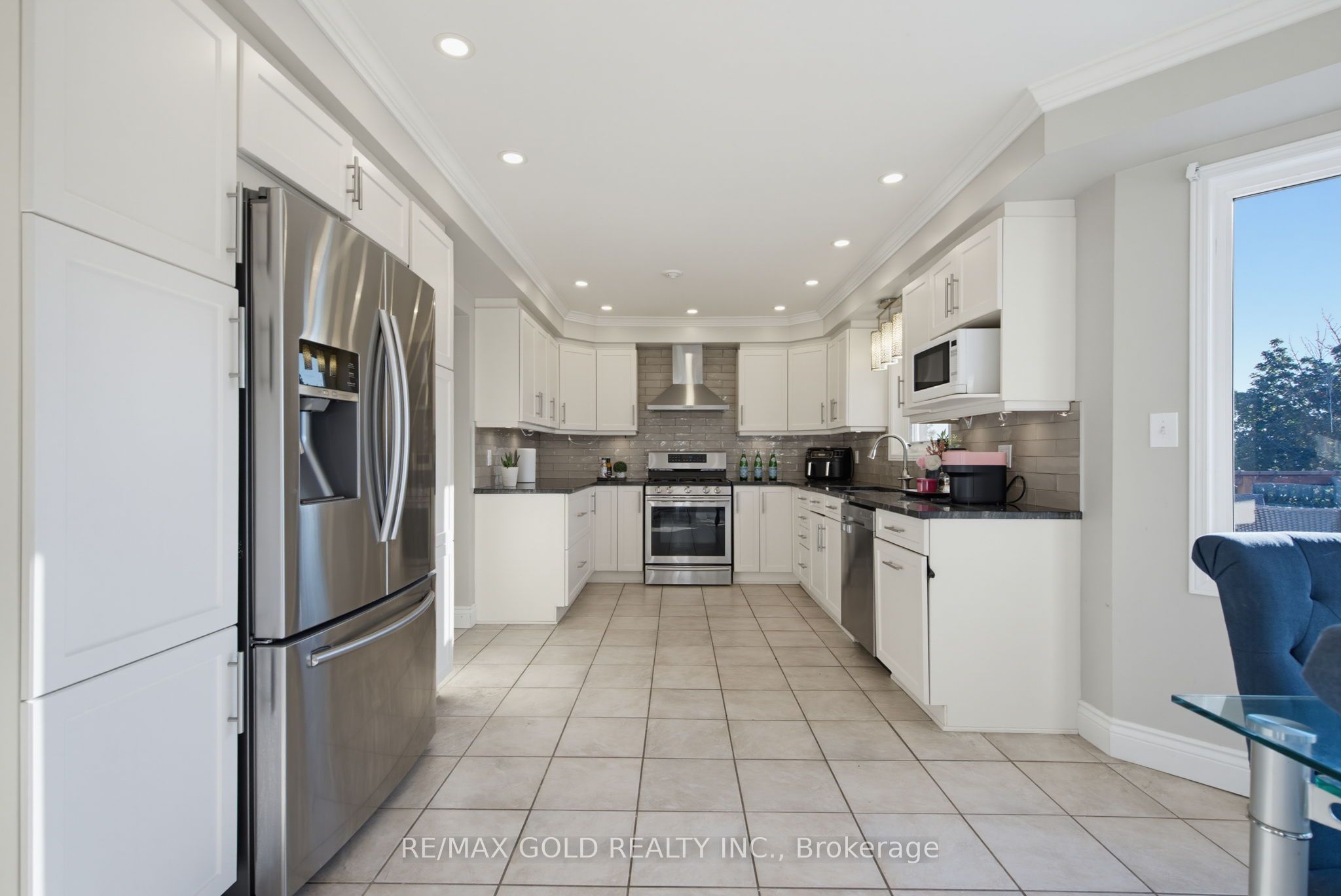 38 Silverbirch Place Property Photo 16