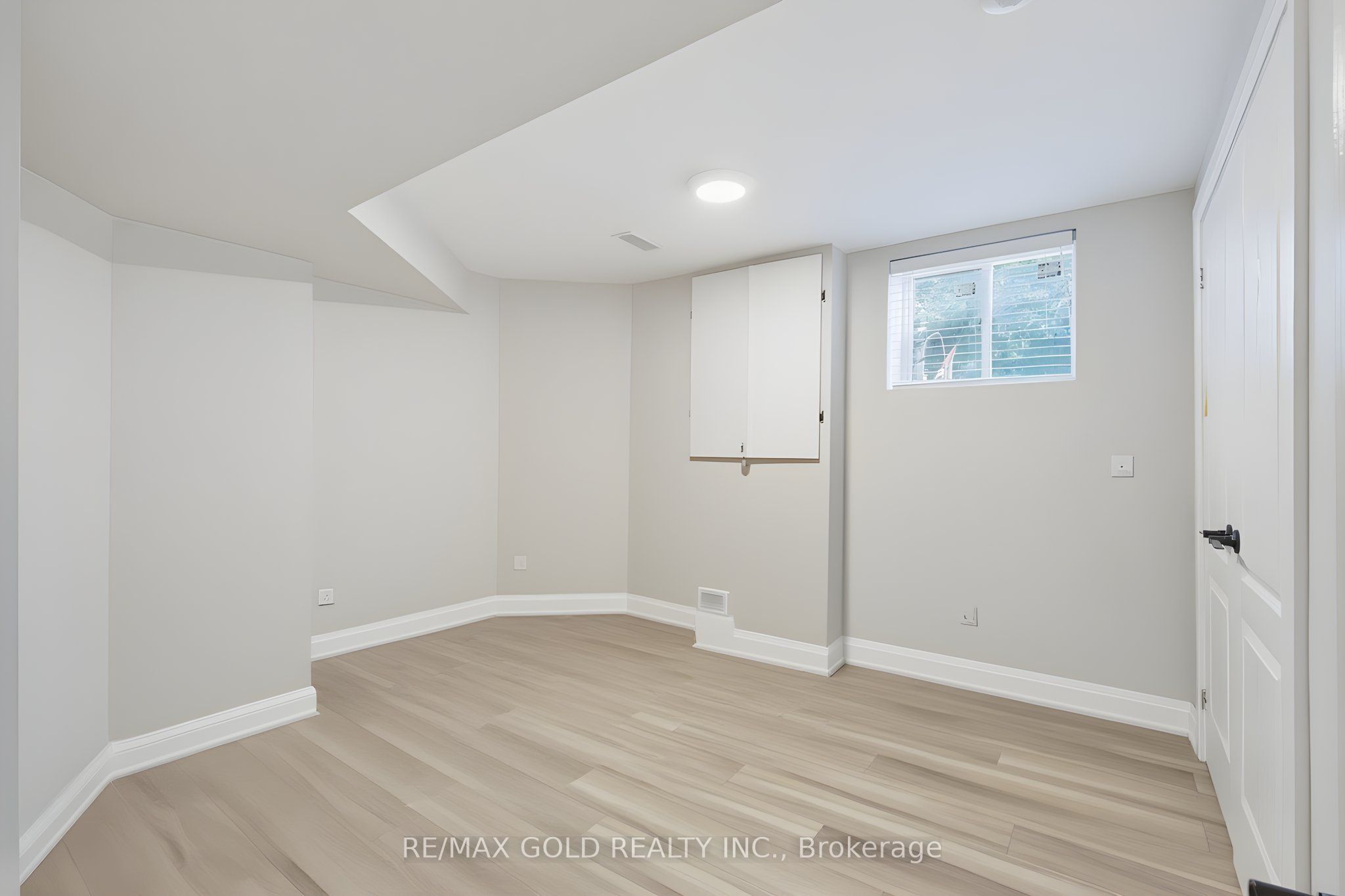 38 Silverbirch Place Property Photo 40