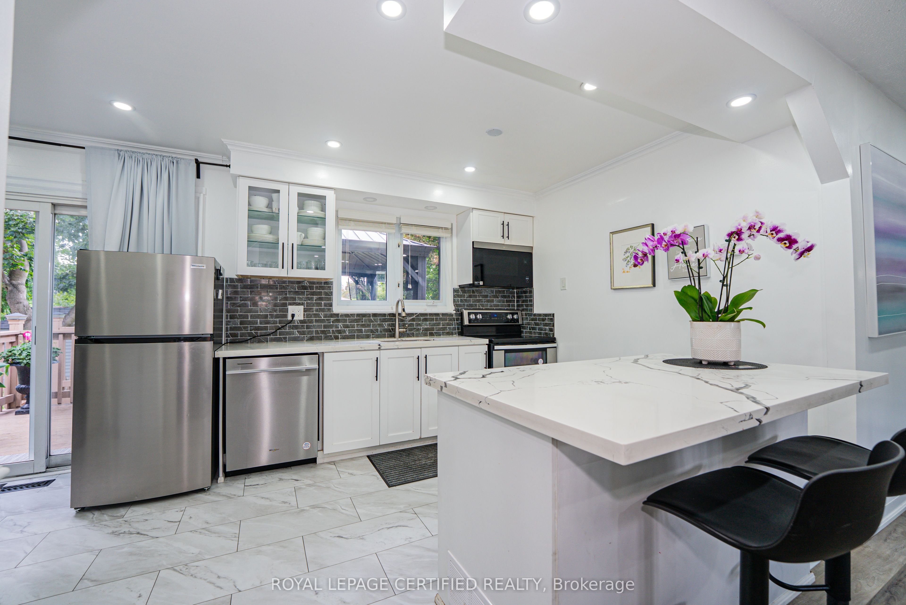 48 Highcastle Road Property Photo 11