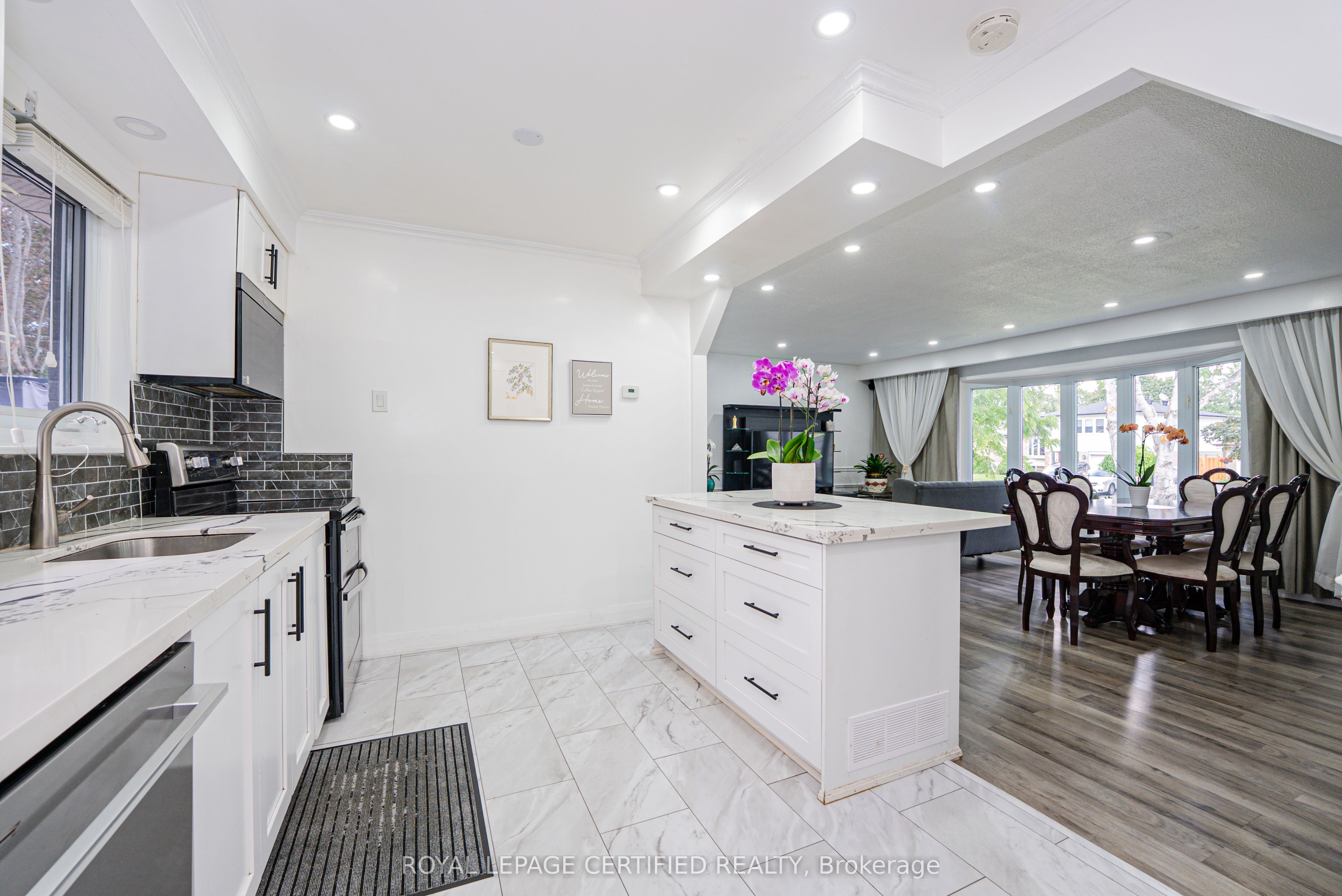 48 Highcastle Road Property Photo 16