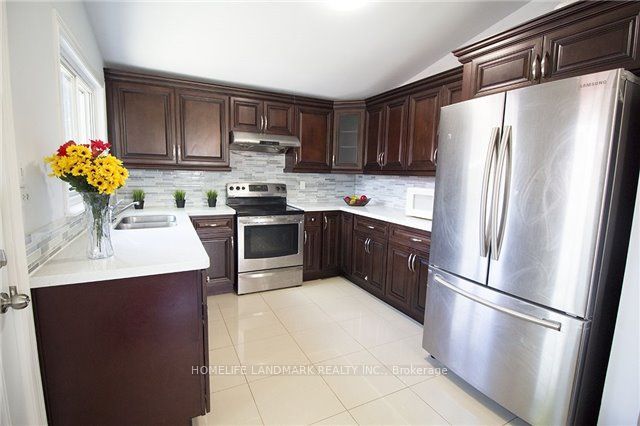 24 Highbrook Drive Property Photo 3