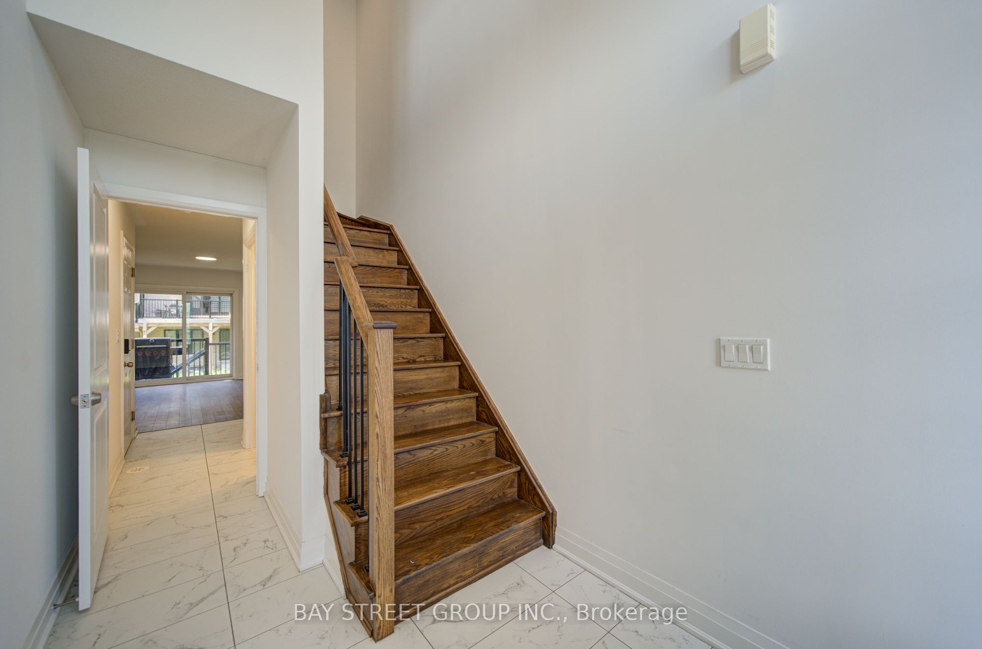 36 Elkington Crescent Property Photo 4