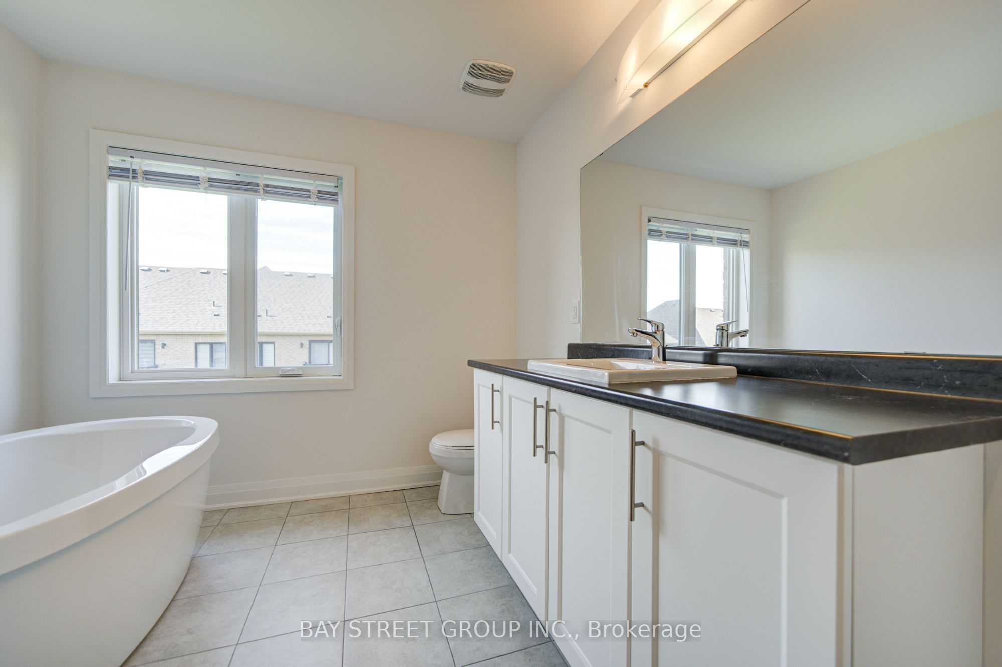 36 Elkington Crescent Property Photo 28