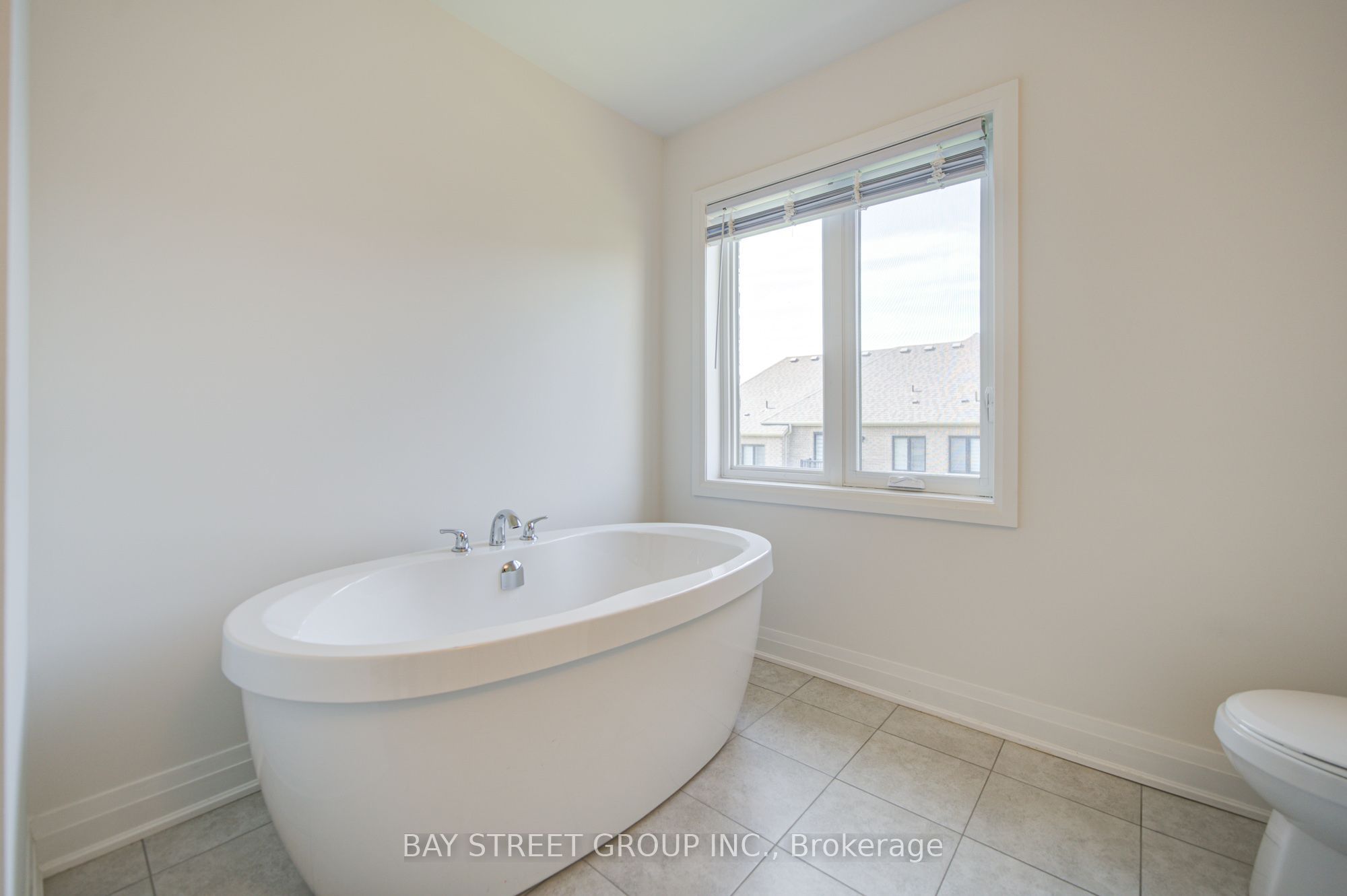 36 Elkington Crescent Property Photo 29