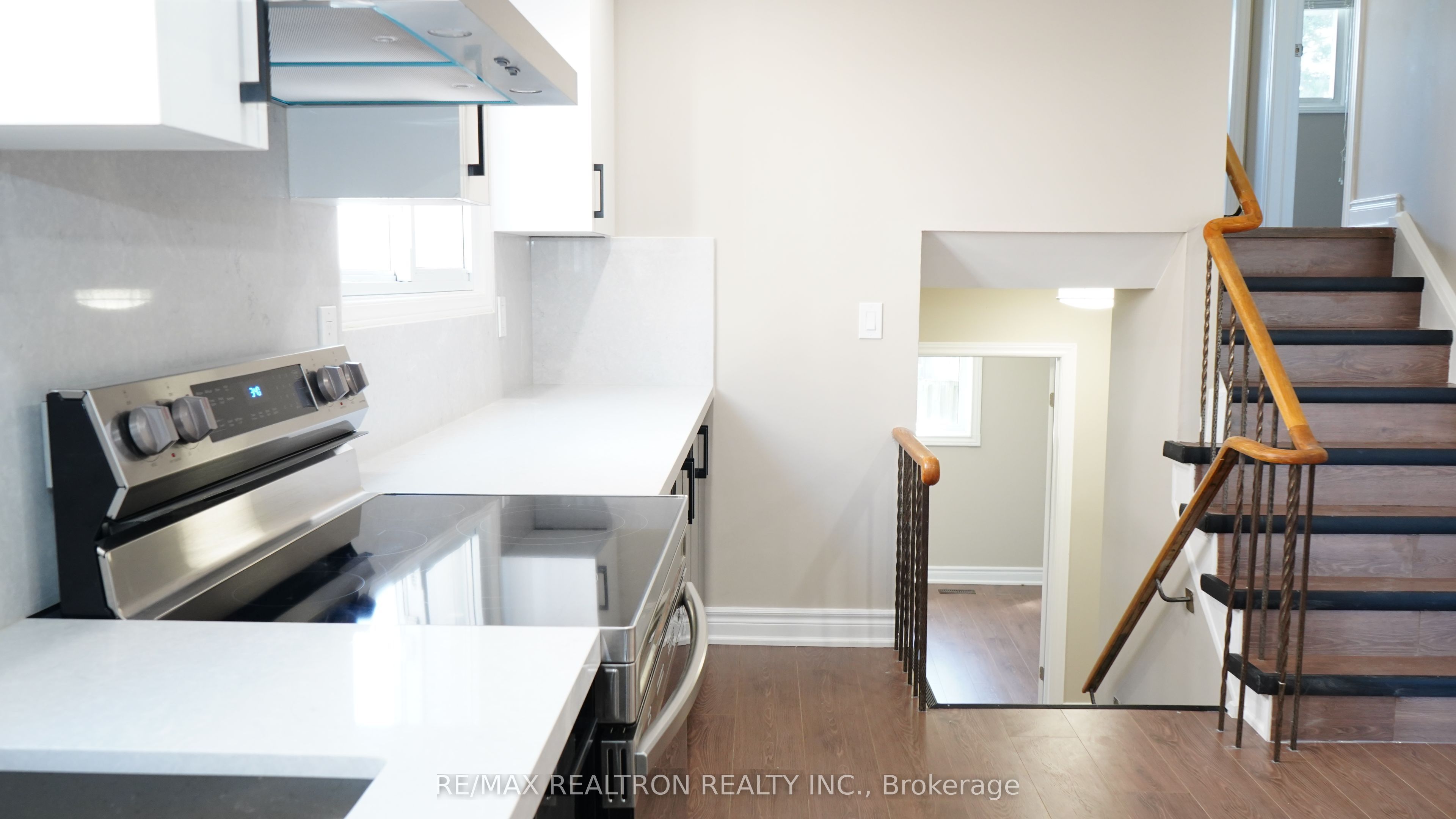 122 Copperwood Square Property Photo 5