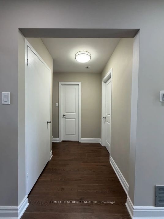 122 Copperwood Square Property Photo 11