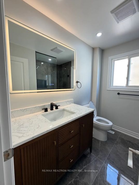 122 Copperwood Square Property Photo 14