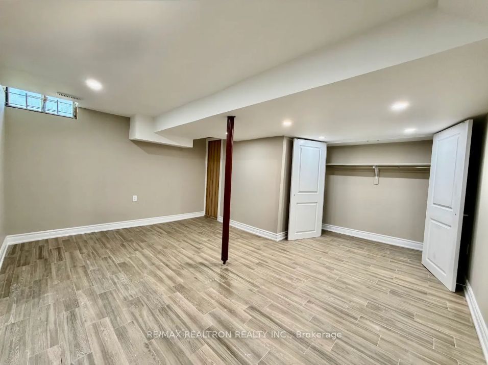 122 Copperwood Square Property Photo 23