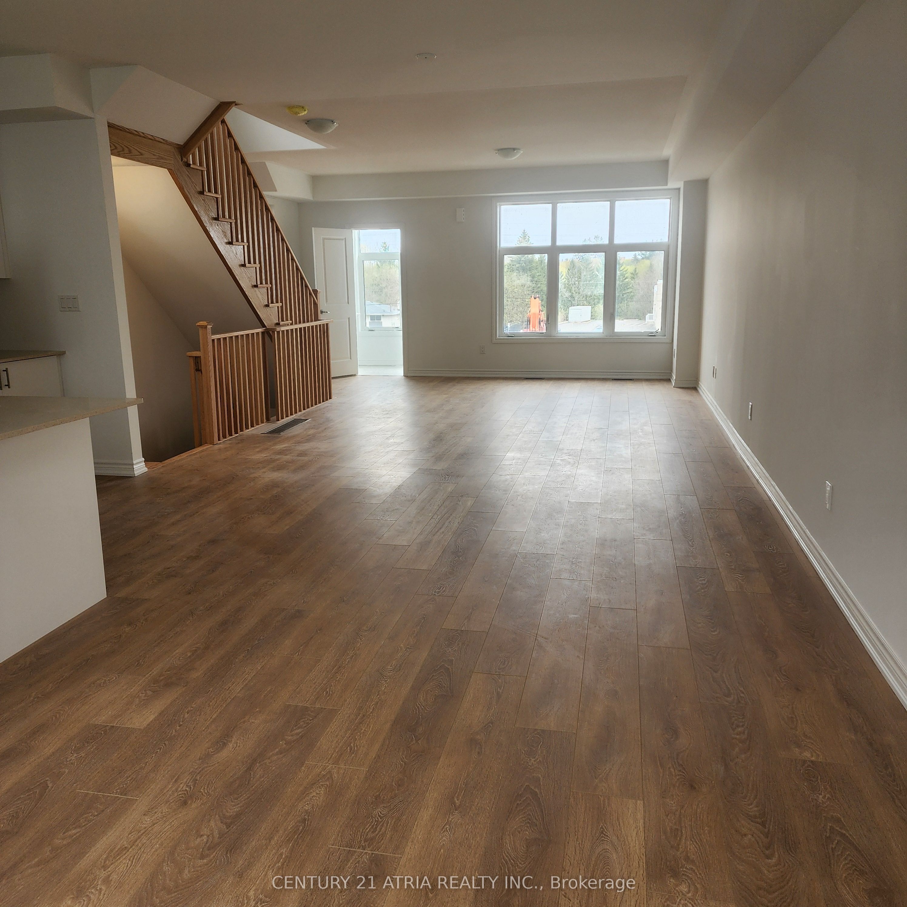 791 Chinook Path Property Photo 4