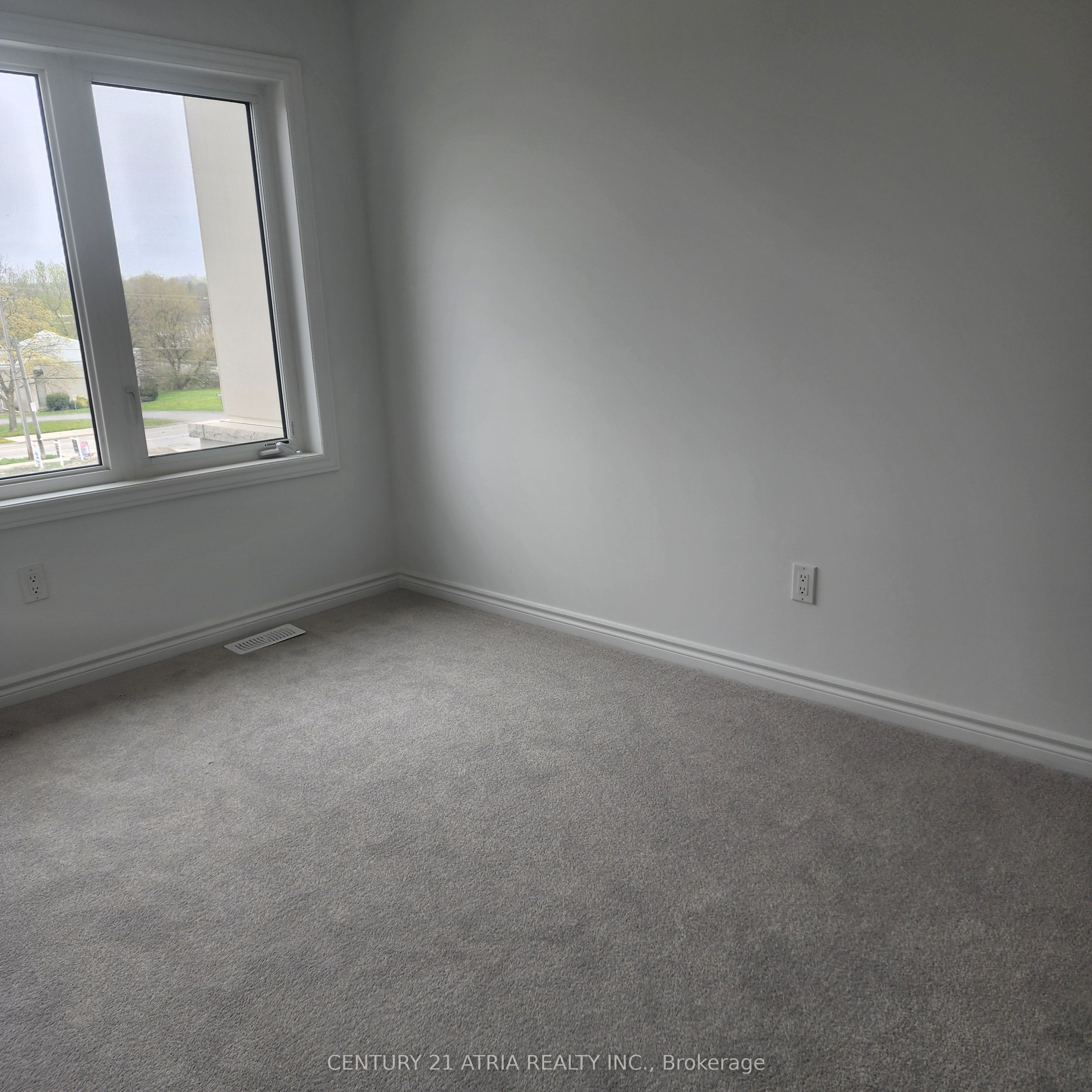 791 Chinook Path Property Photo 9