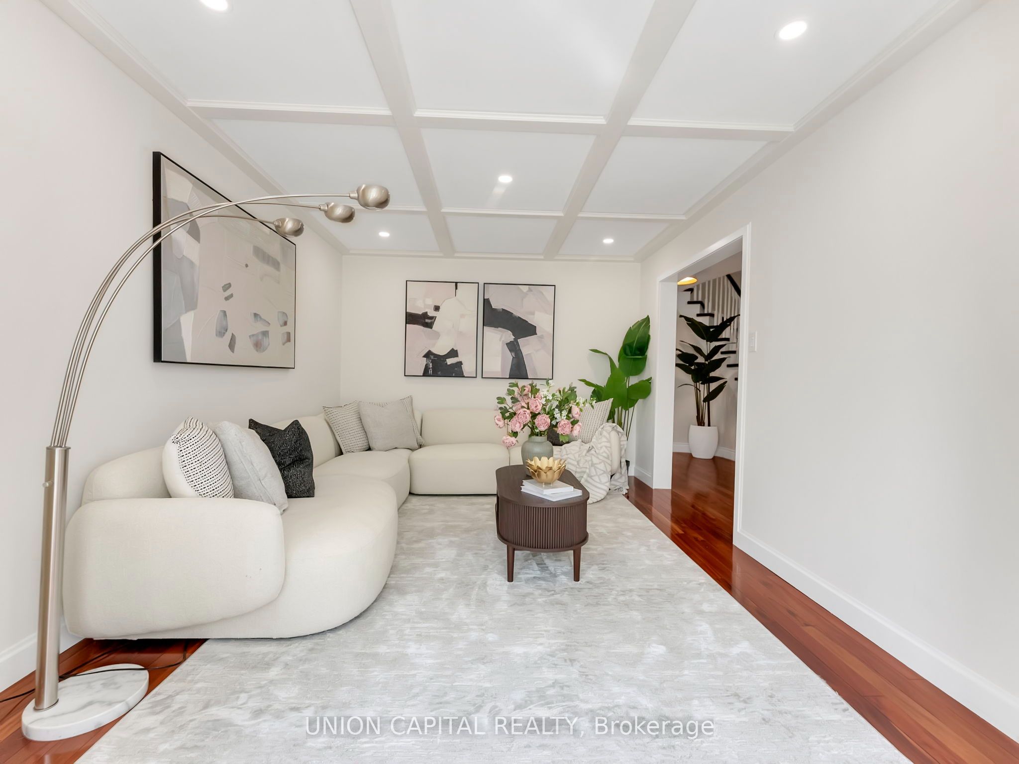 772 Pebble Court Property Photo 7