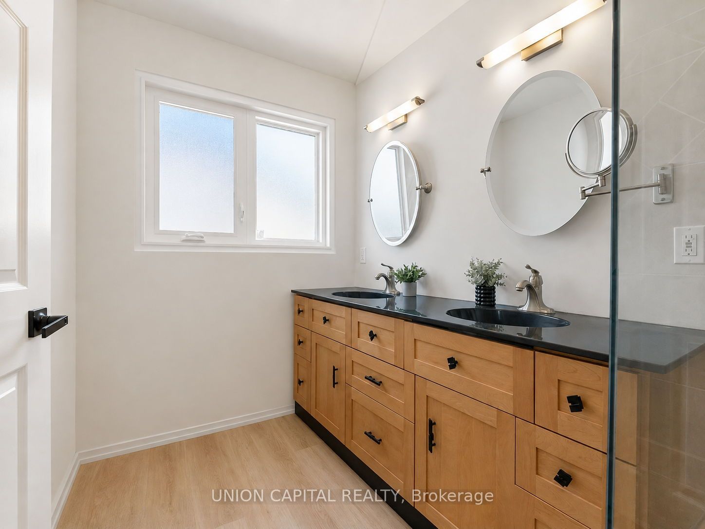 772 Pebble Court Property Photo 28
