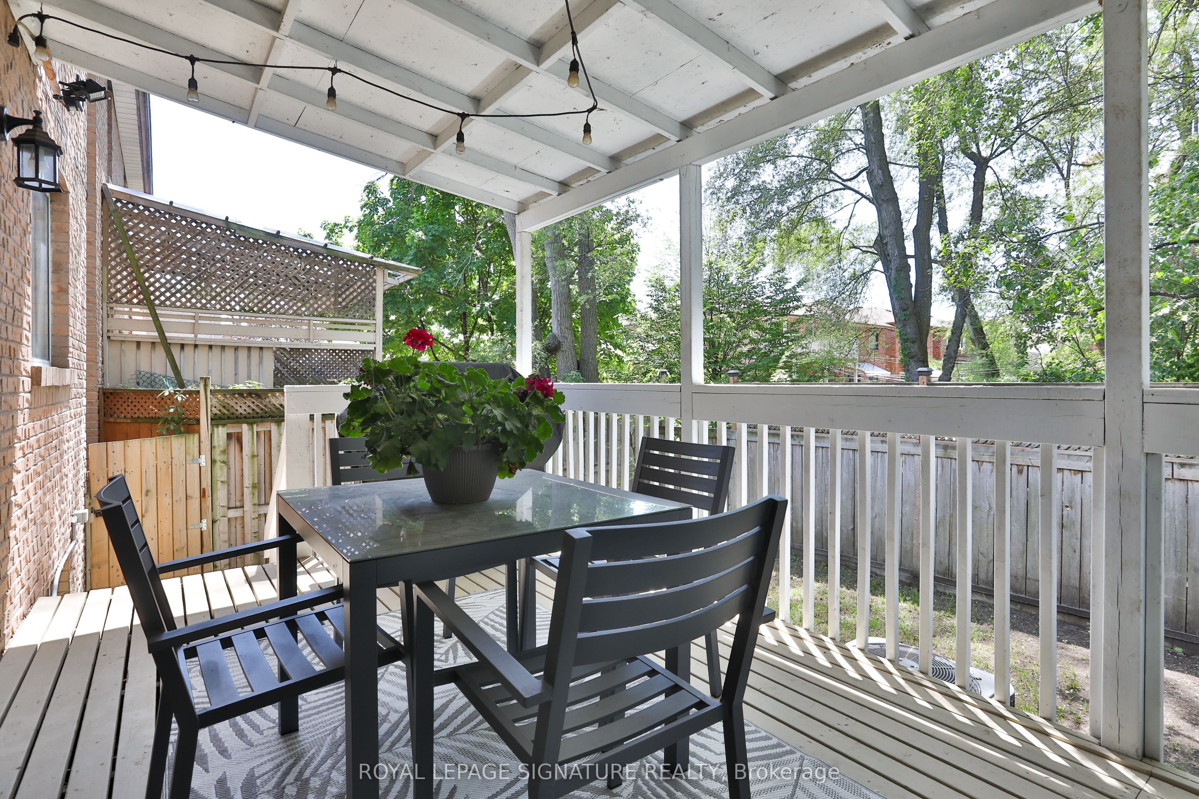 280 Gowan Avenue Property Photo 31