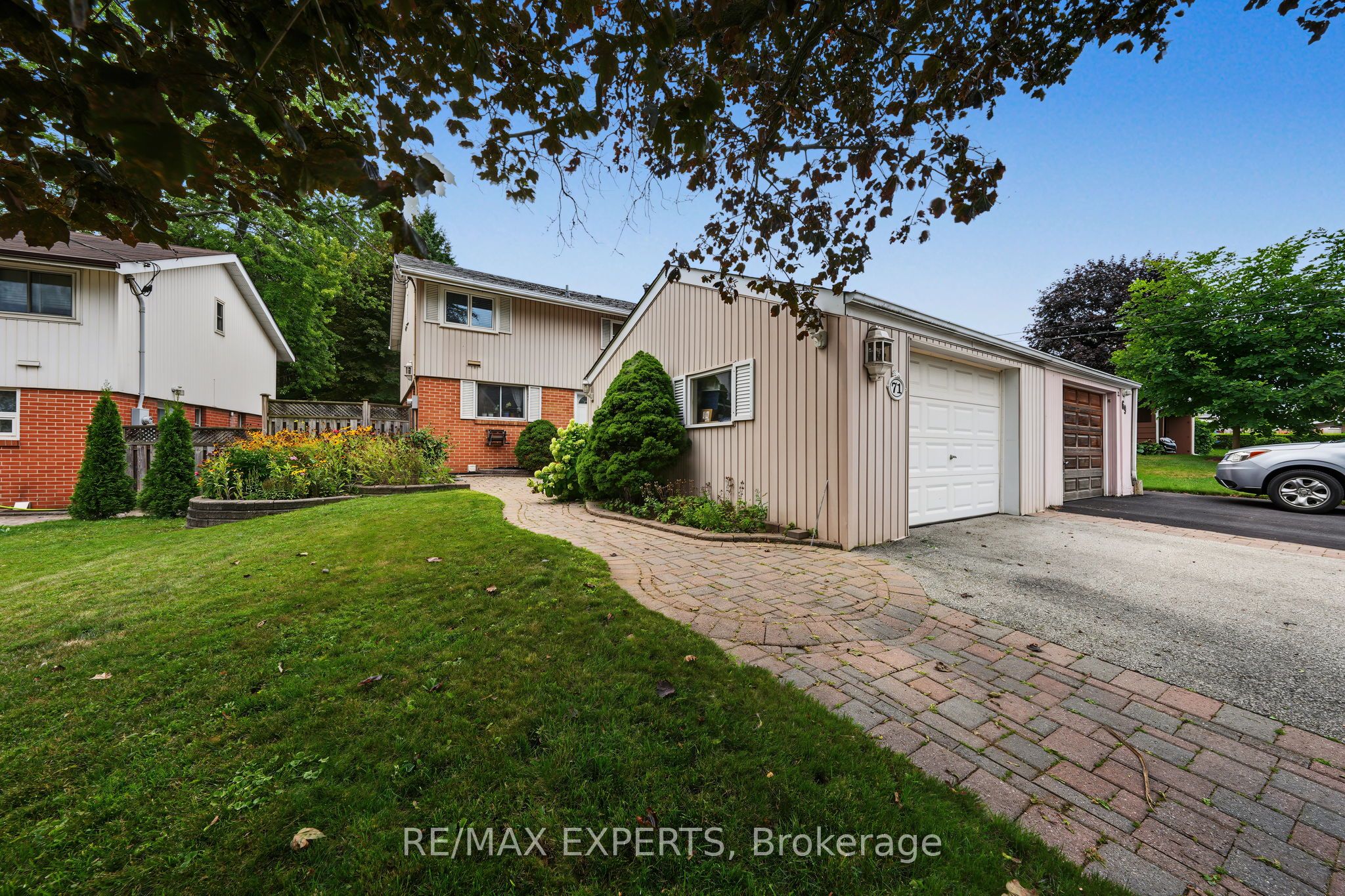 71 Dogwood Crescent Property Photo 1