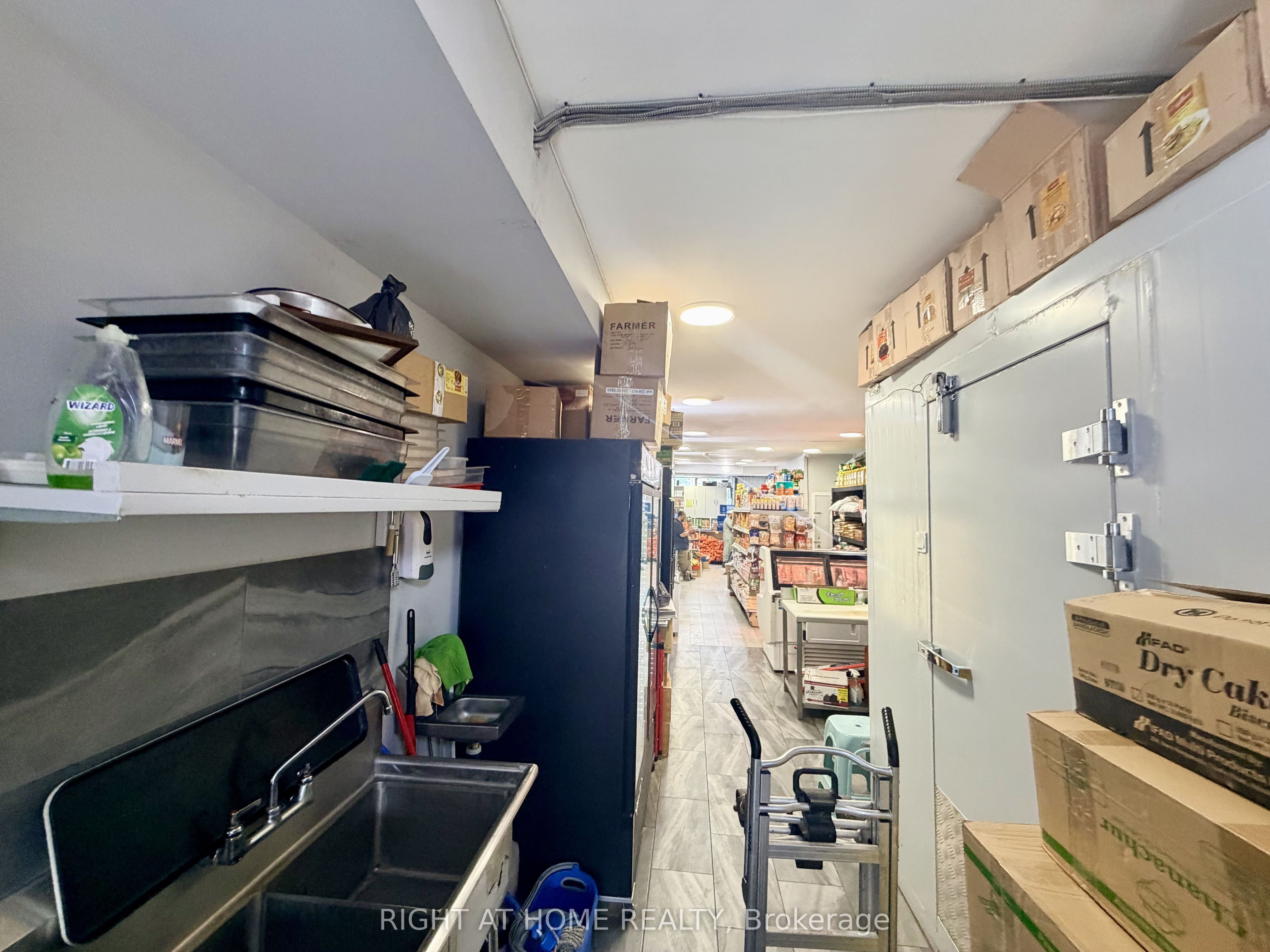 3468 Danforth Avenue Property Photo 16