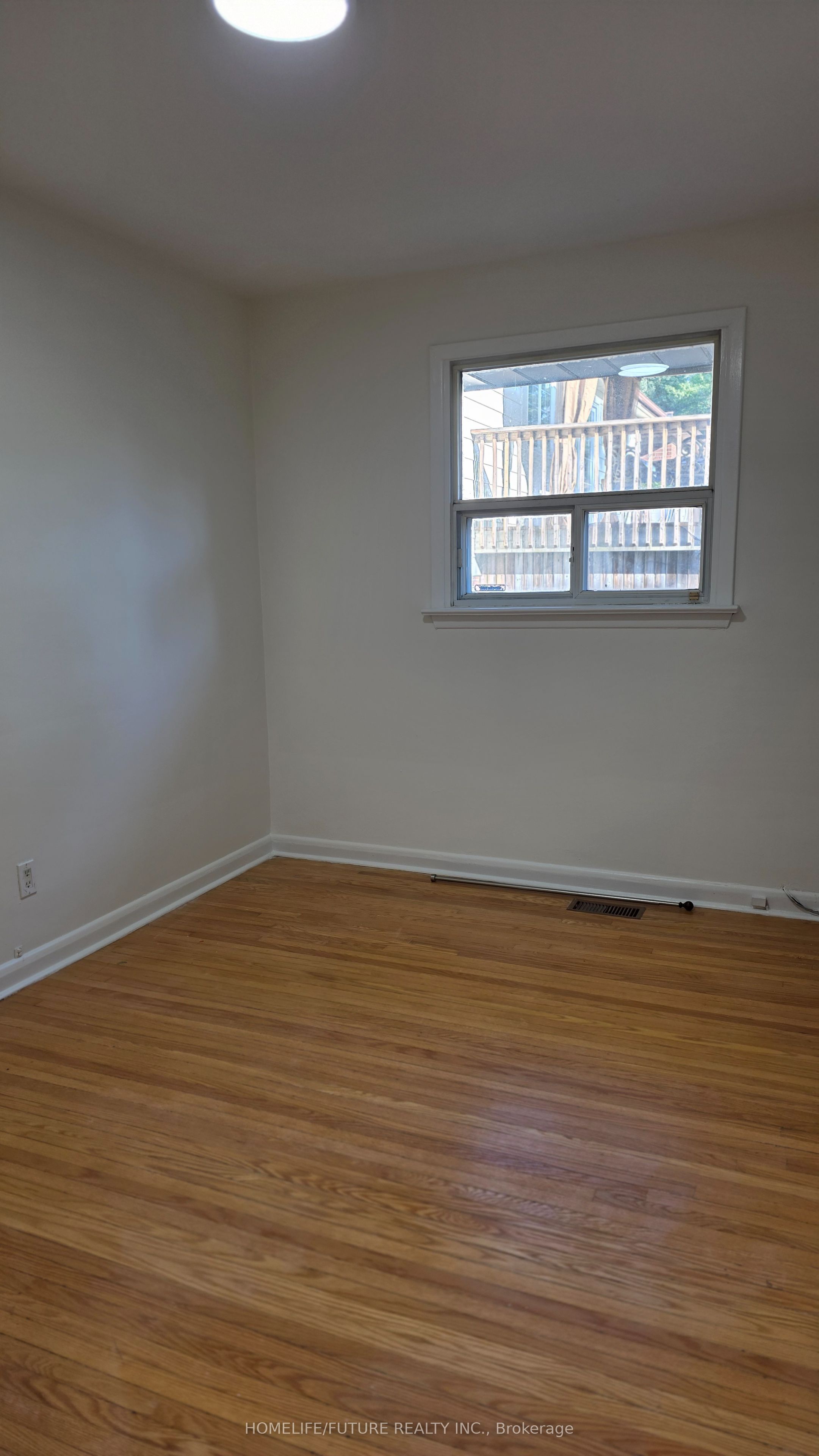 362 Morrish Road Main Property Photo 4