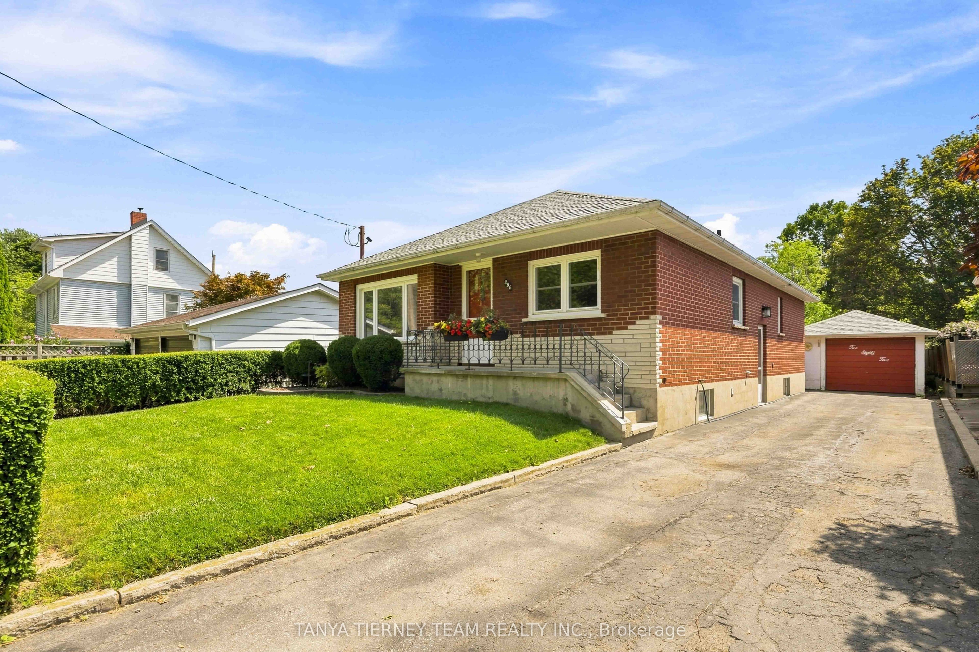 285 Muriel Avenue Property Photo 4