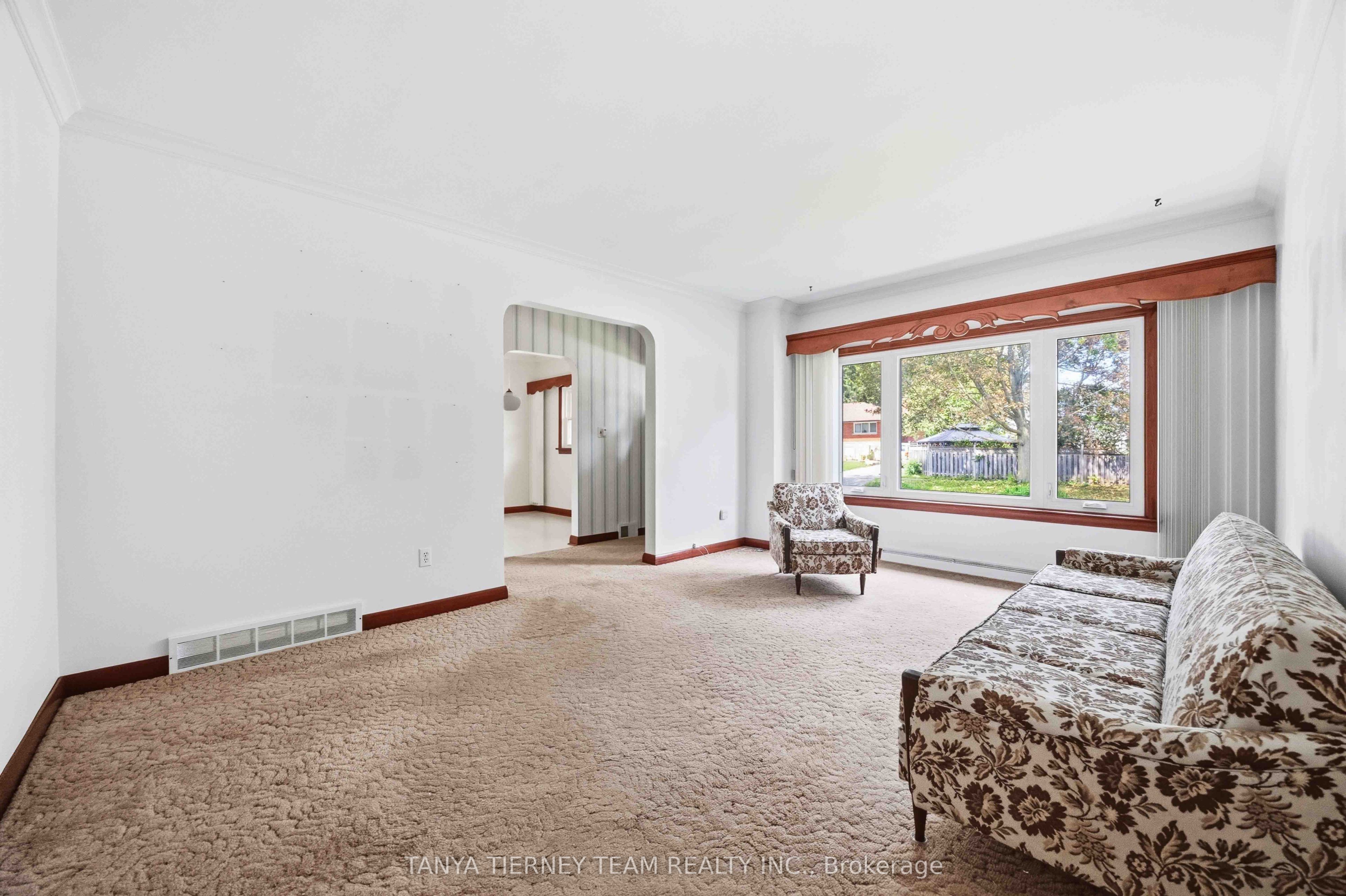 285 Muriel Avenue Property Photo 8