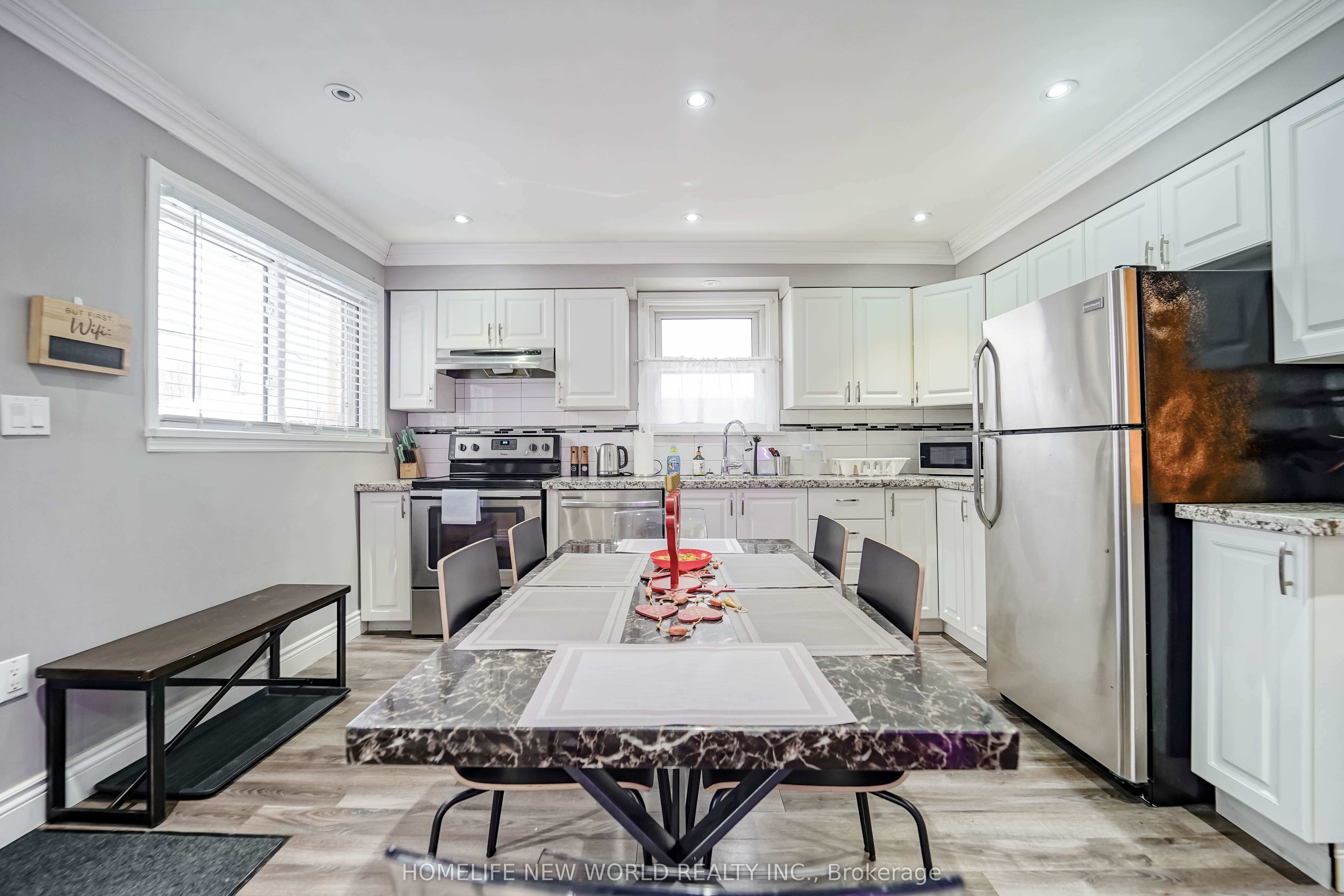 137 Banting Avenue Property Photo 12