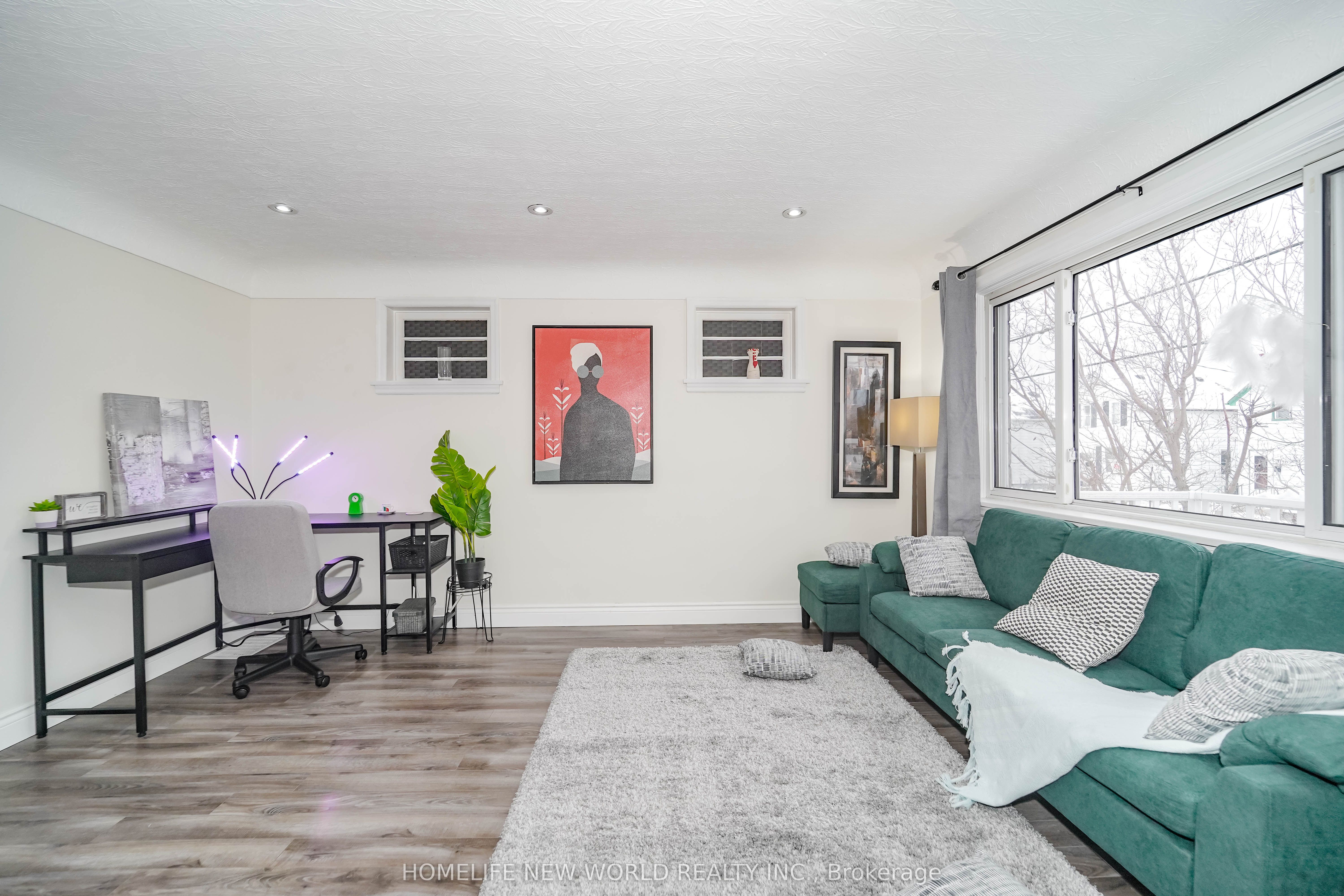 137 Banting Avenue Property Photo 18