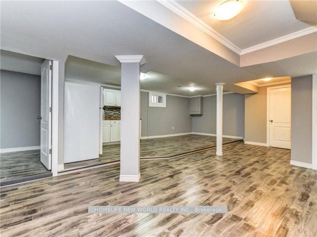 137 Banting Avenue Property Photo 32