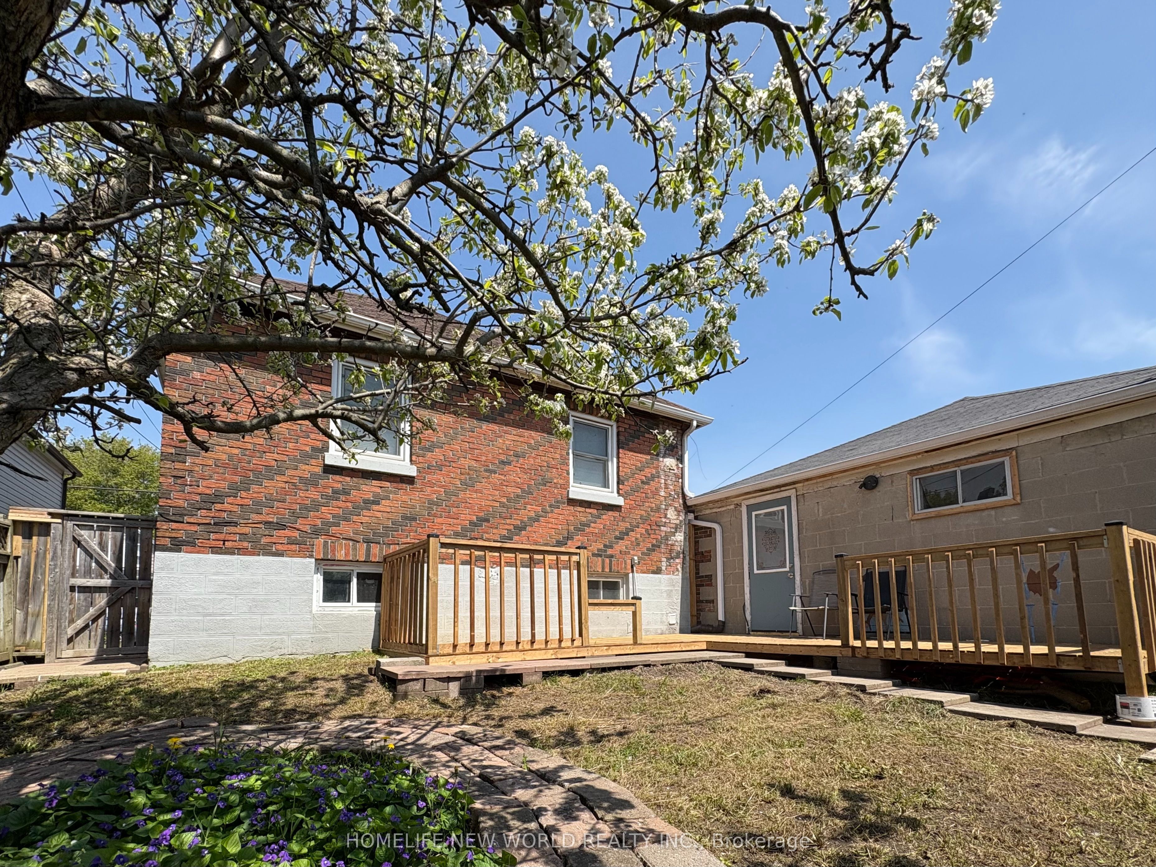 137 Banting Avenue Property Photo 40