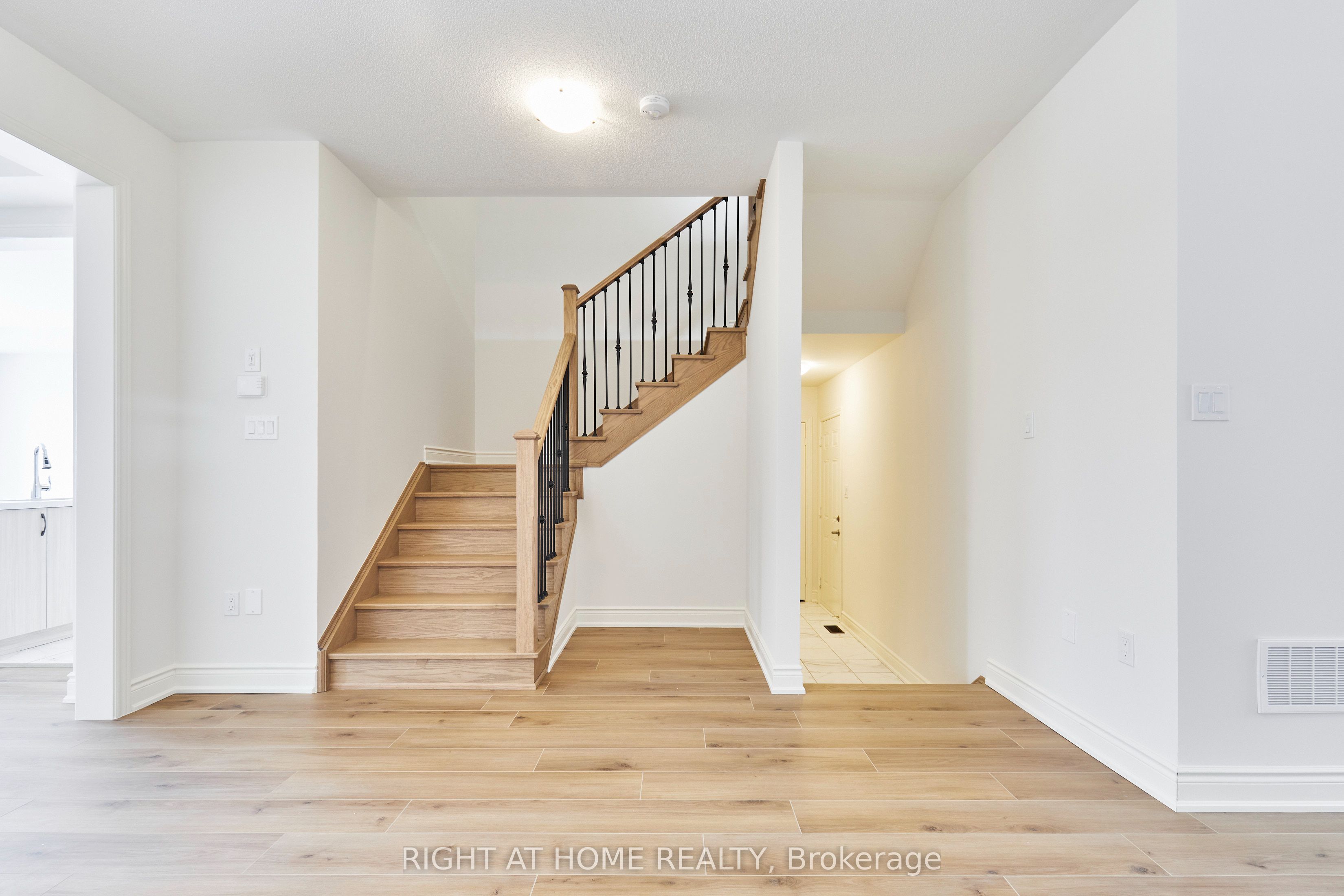 2122 Cayenne Street Property Photo 8