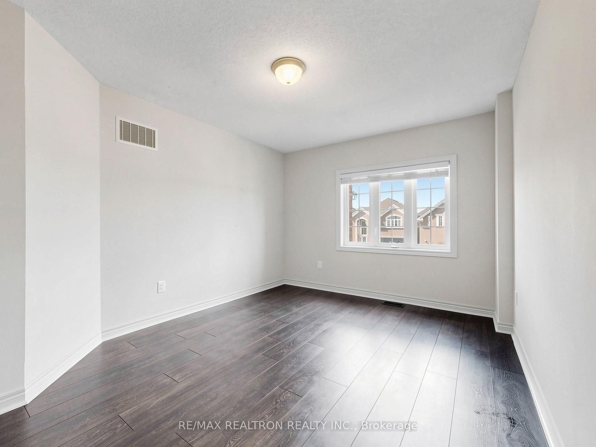 59 Jevons Drive Property Photo 28