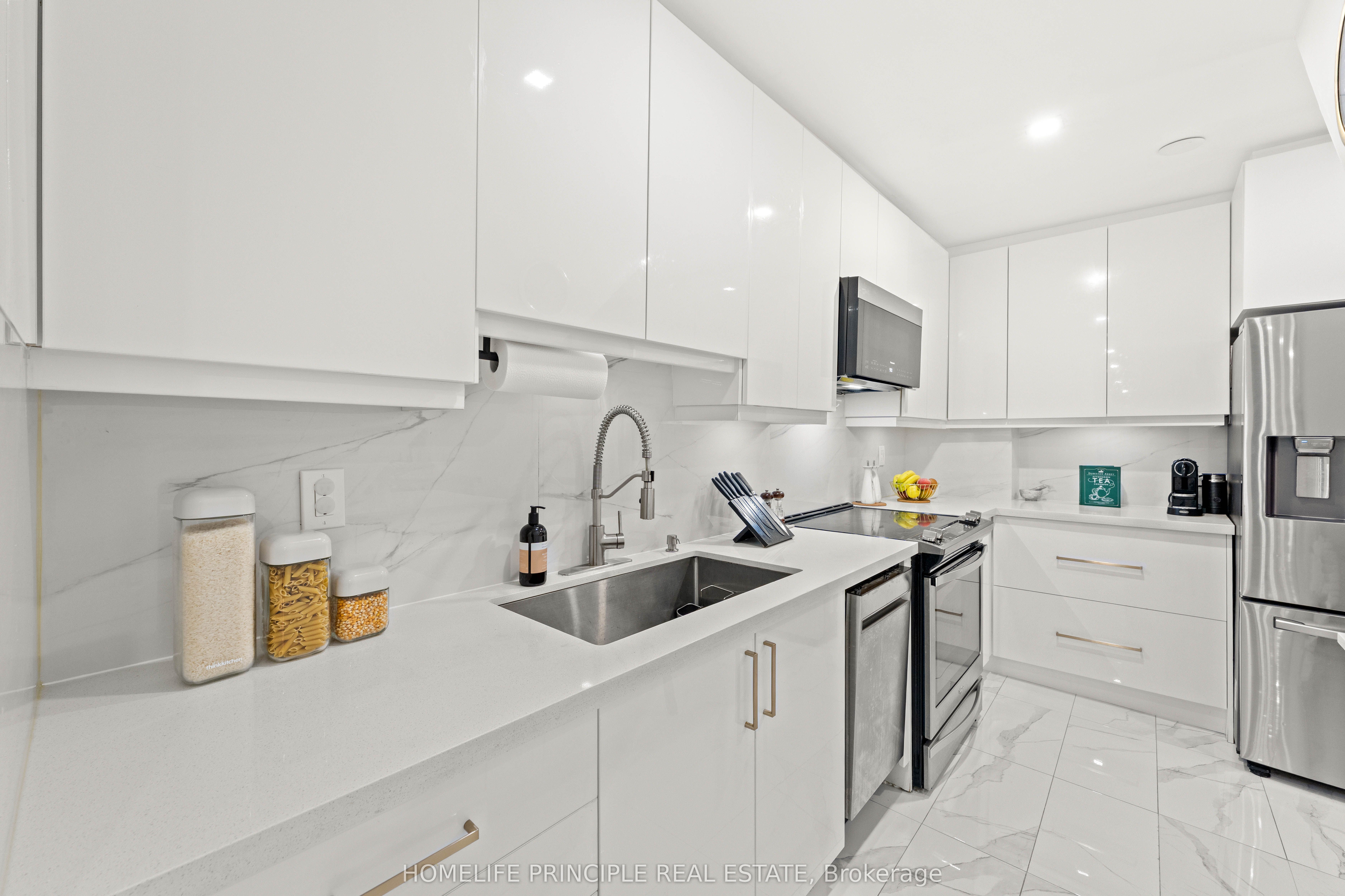 100 Mornelle Court 1059 Property Photo 4