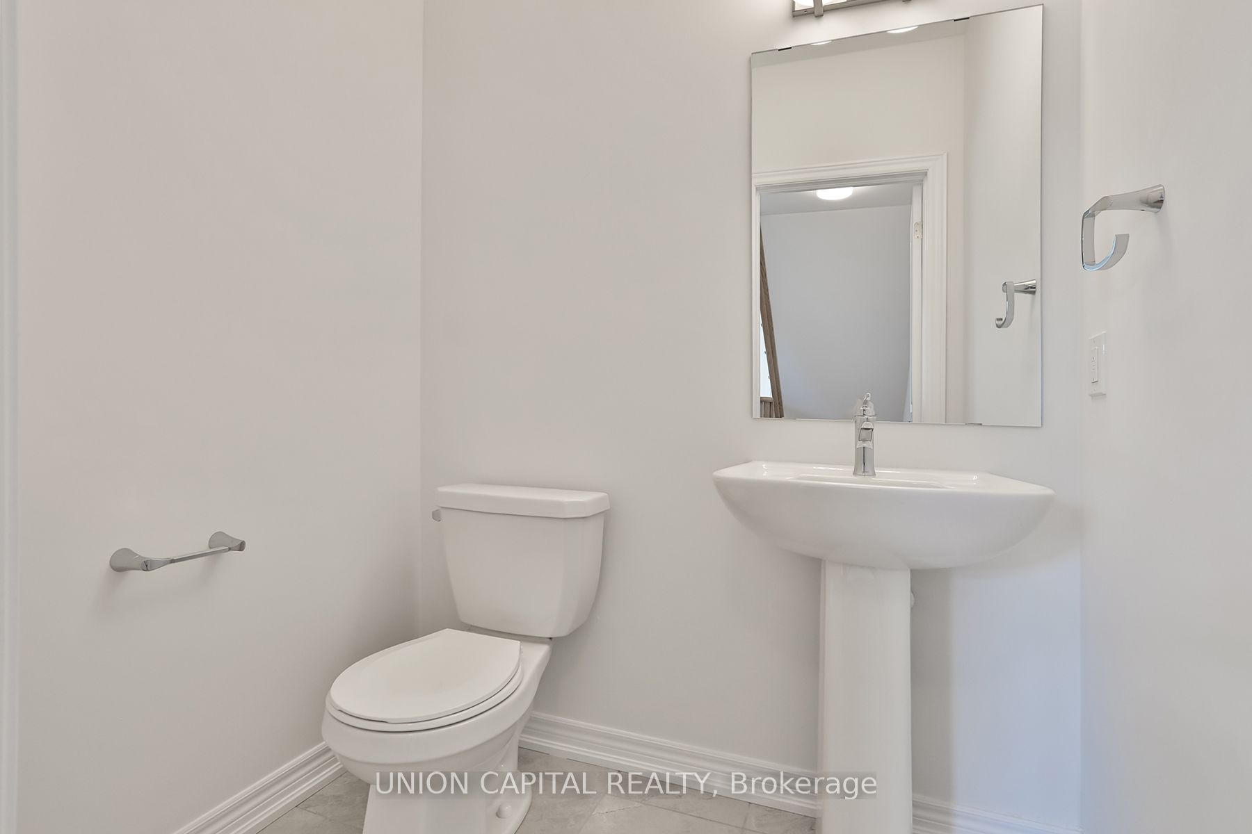 83 Sorbara Way Property Photo 14