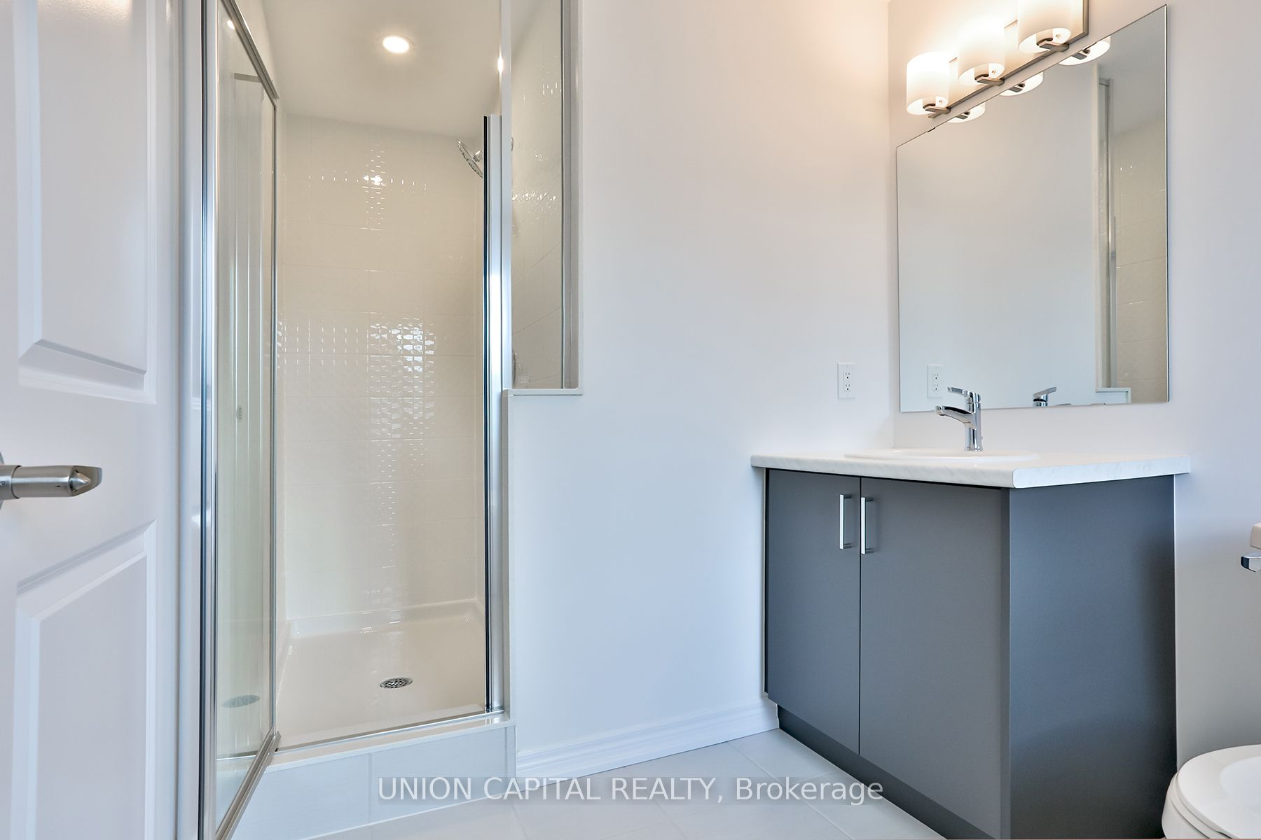83 Sorbara Way Property Photo 20