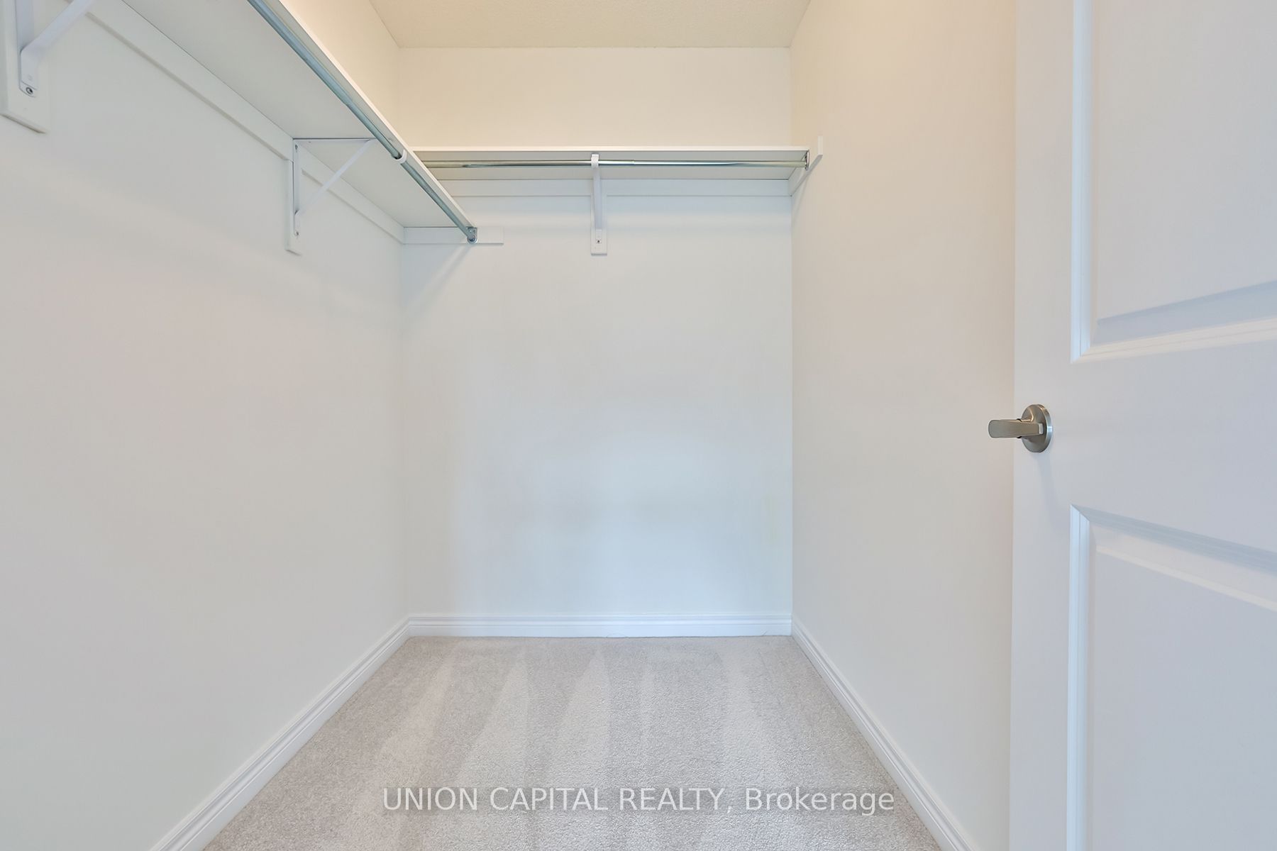 83 Sorbara Way Property Photo 21